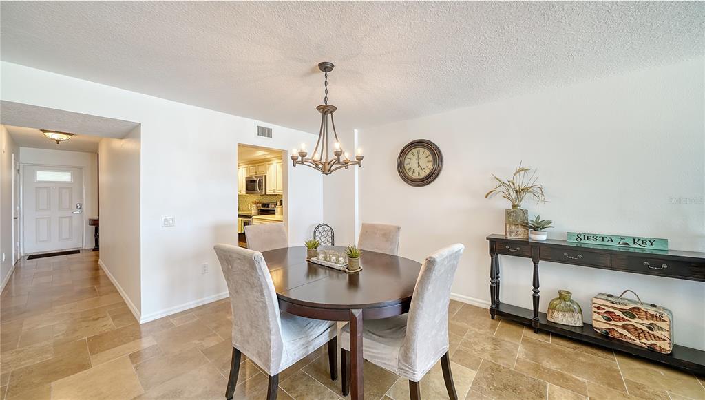Sarasota, Florida, 34242, United States, 2 Bedrooms Bedrooms, ,2 BathroomsBathrooms,Residential,For Sale,1827426