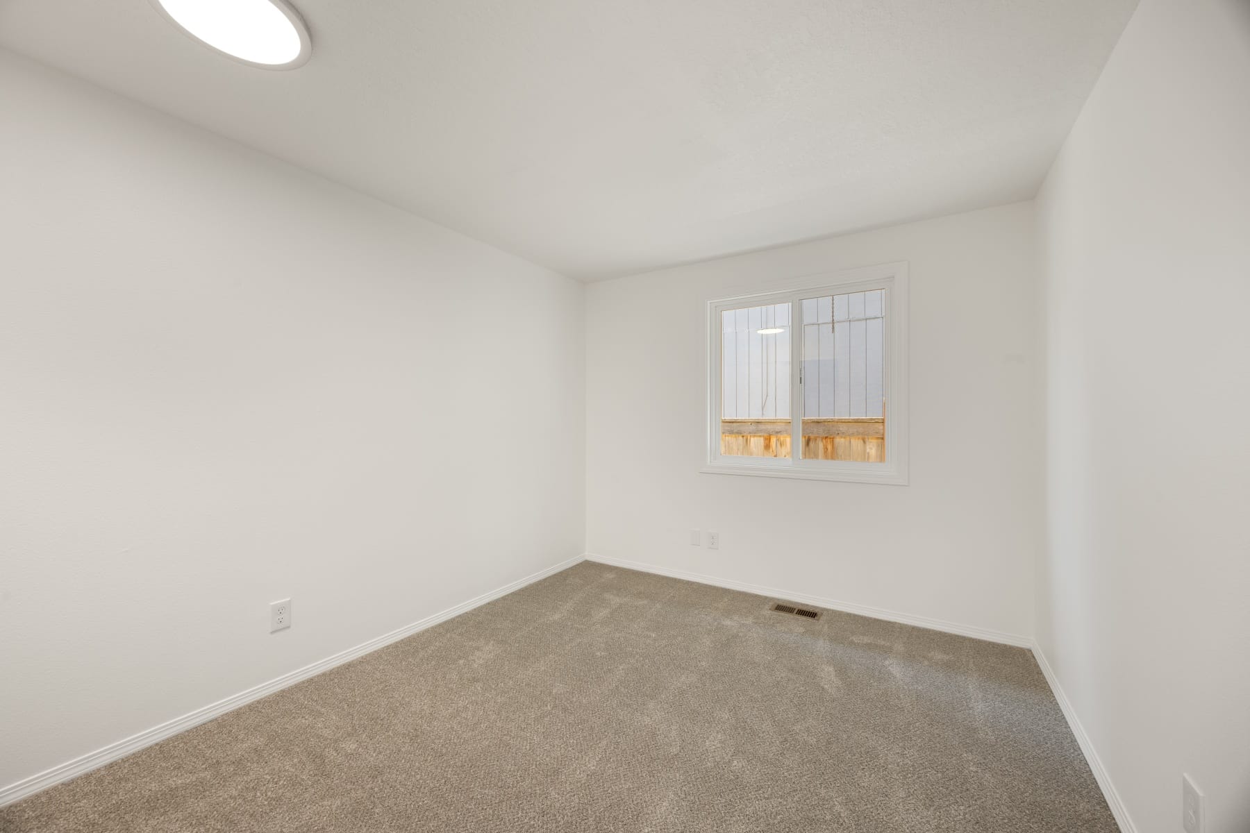  5834 SW 59TH CT Portland, OR 97221 - 物件實景