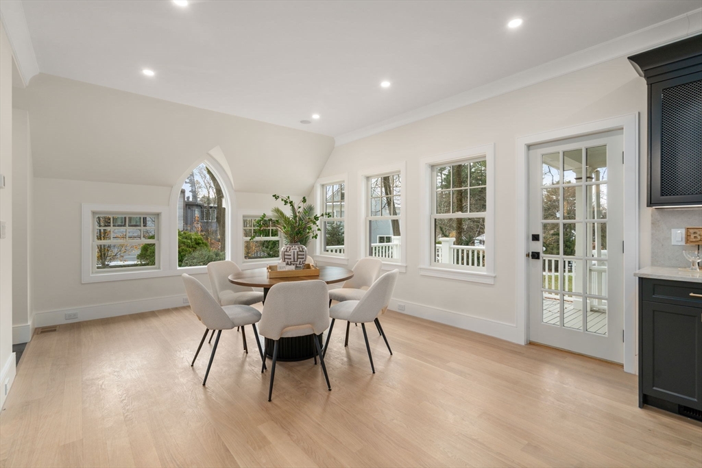 Newton, Massachusetts, 02465, United States, 6 Bedrooms Bedrooms, ,7 BathroomsBathrooms,Residential,For Sale,1995687