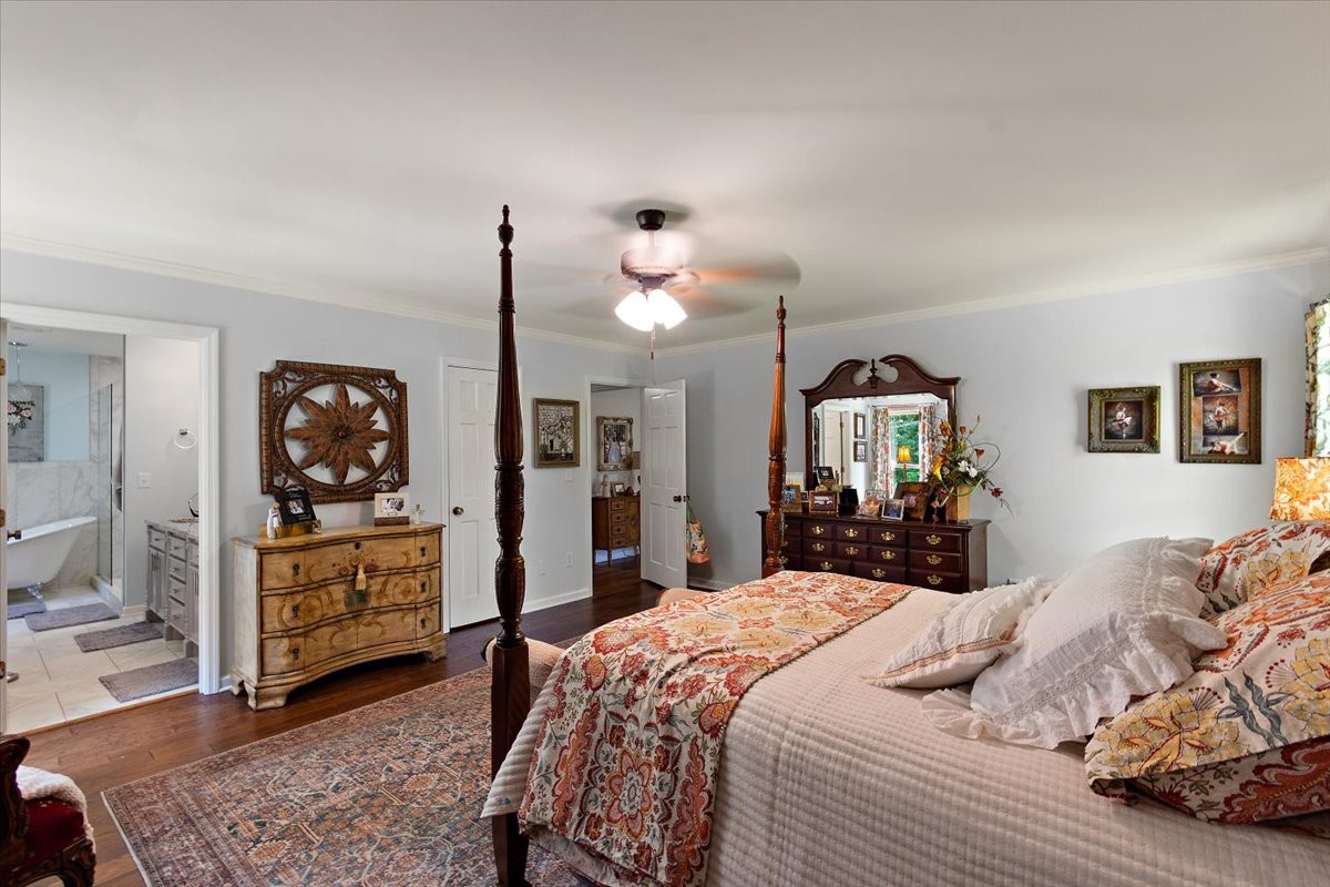 Five Points, Tennessee, 38457, United States, 4 Bedrooms Bedrooms, ,4 BathroomsBathrooms,Residential,For Sale,1902817