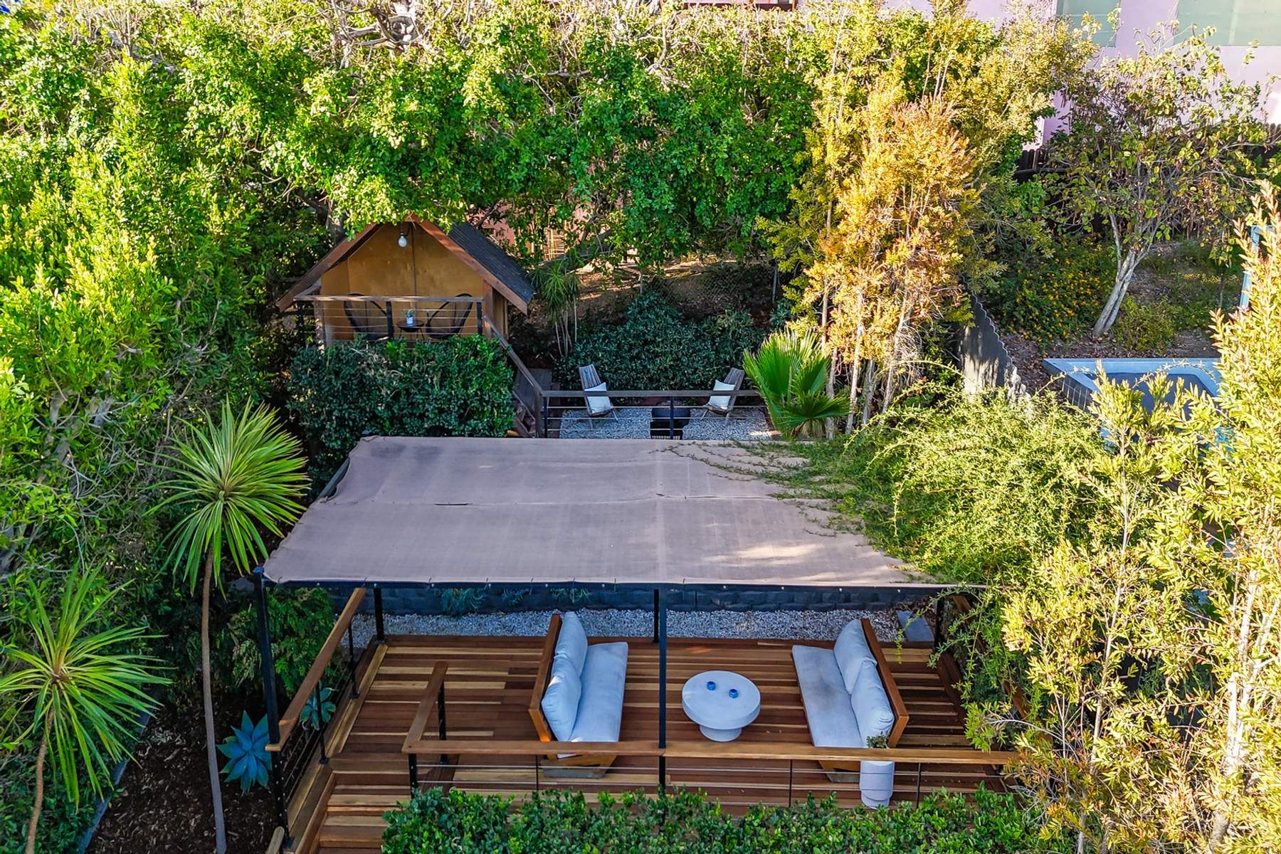  1601 Redesdale Avenue - 物件實景