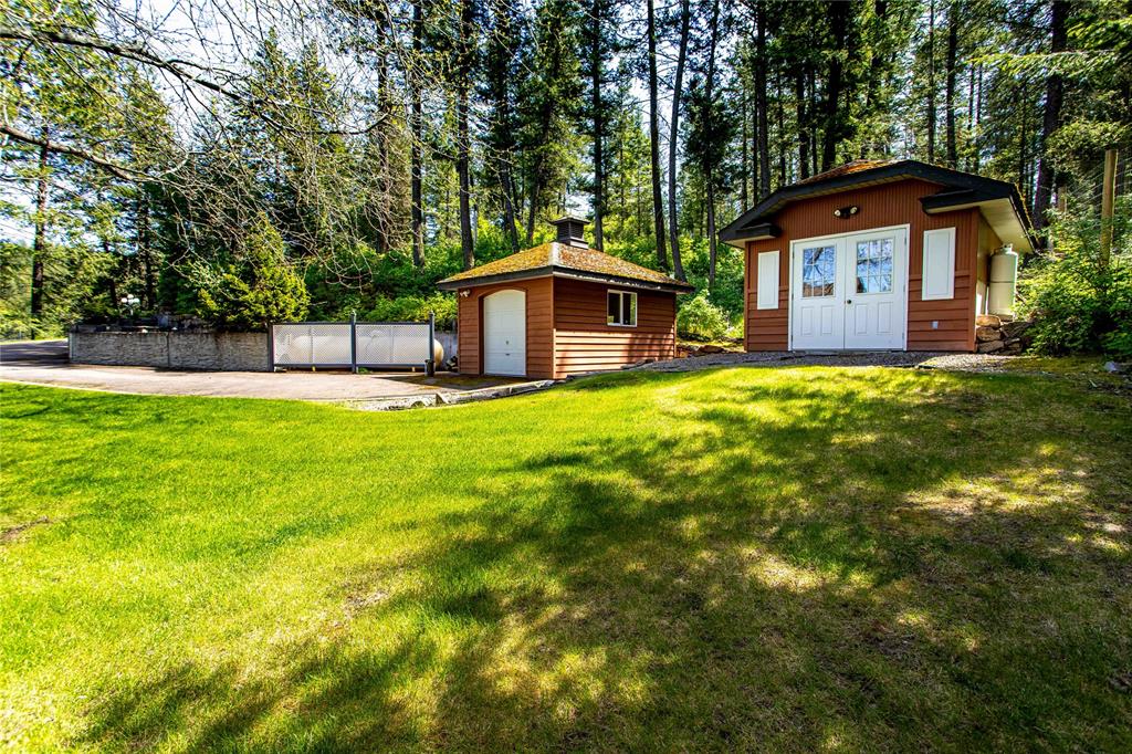 Polson, Montana, 59860, United States, 4 Bedrooms Bedrooms, ,4 BathroomsBathrooms,Residential,For Sale,1984394