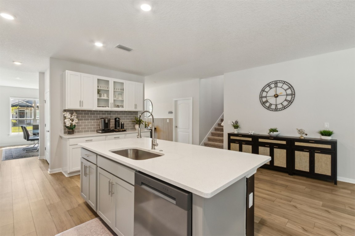 Yulee, Florida, 32097, United States, 4 Bedrooms Bedrooms, ,3 BathroomsBathrooms,Residential,For Sale,1920102