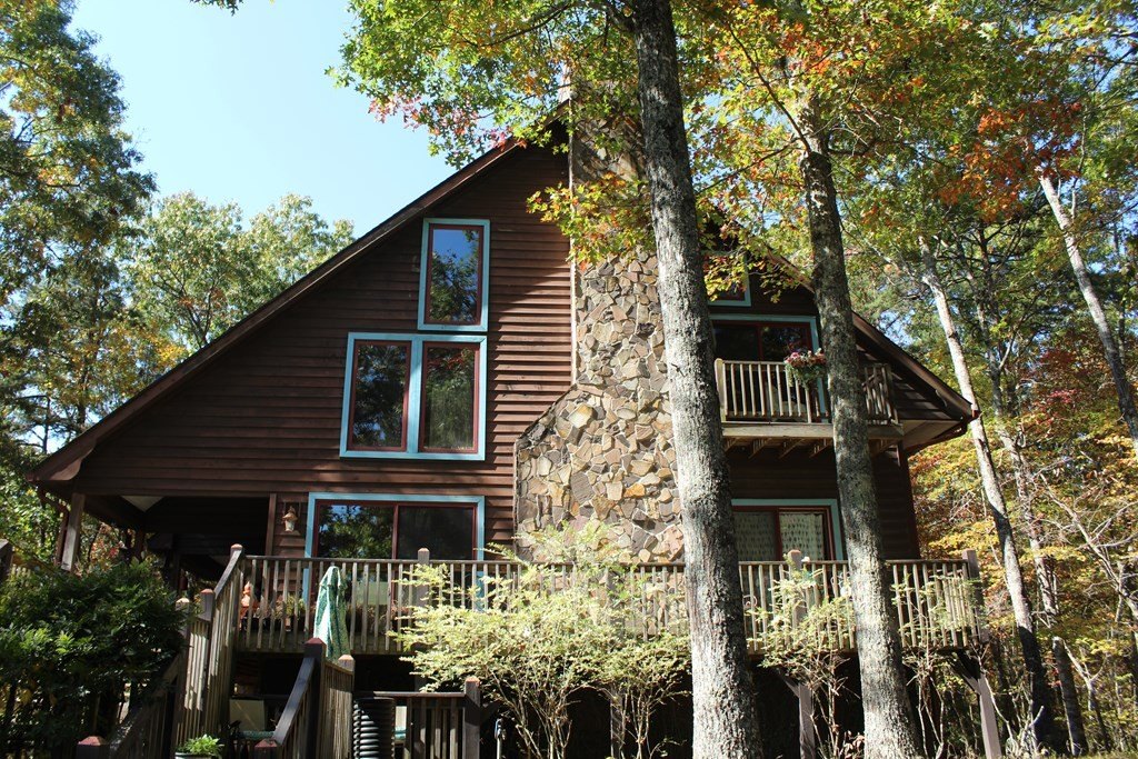 Murphy, North Carolina, 28906, United States, 2 Bedrooms Bedrooms, ,4 BathroomsBathrooms,Residential,For Sale,1915362