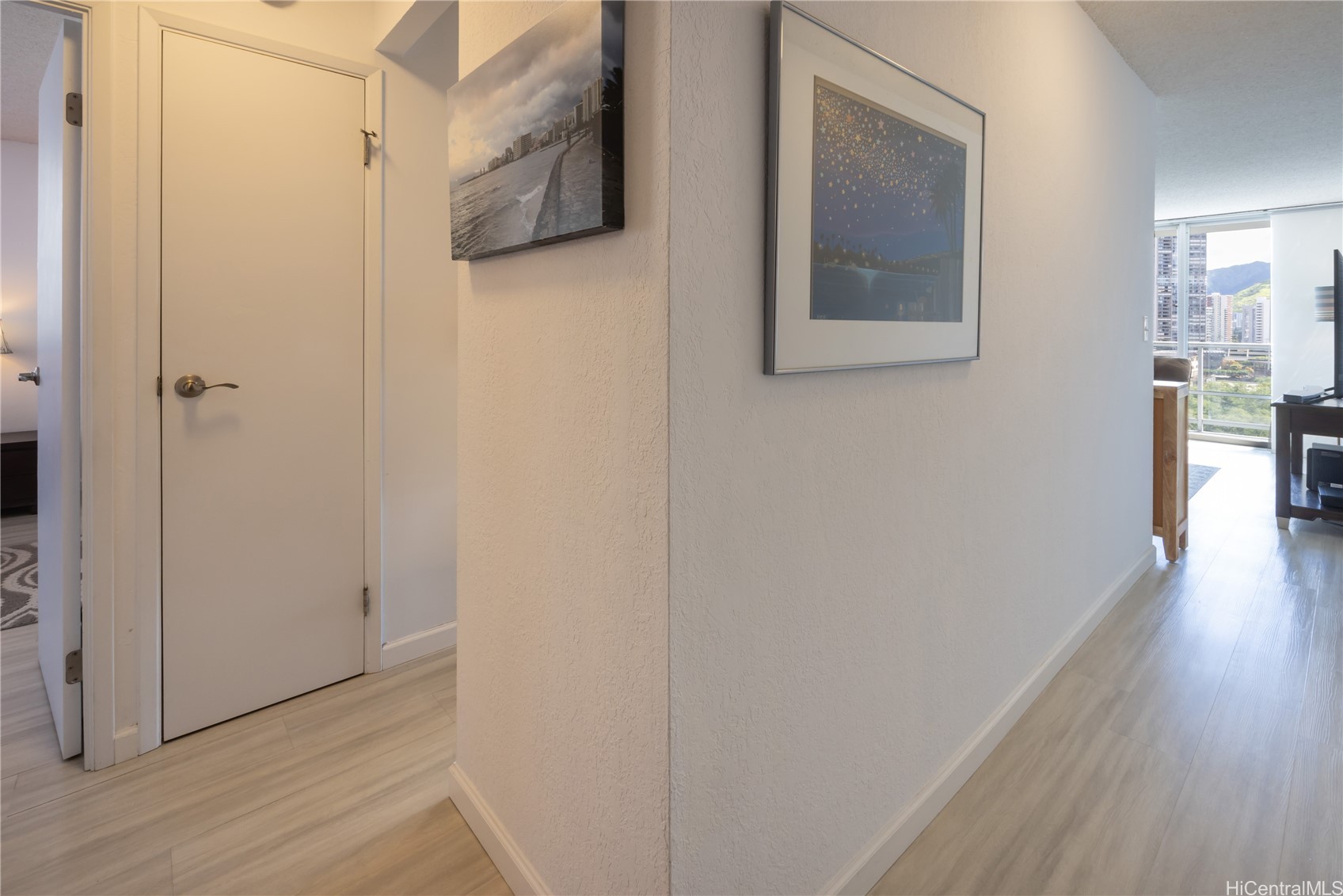 Honolulu, Hawaii, 96815, United States, 1 Bedroom Bedrooms, ,2 BathroomsBathrooms,Residential,For Sale,1847684
