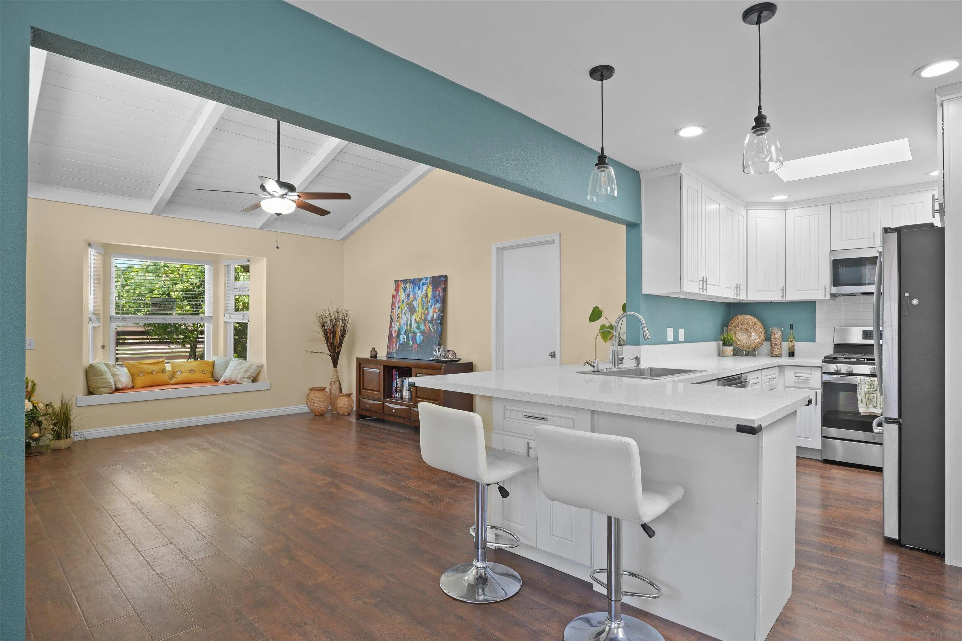 San Diego, California, 92126, United States, 6 Bedrooms Bedrooms, ,Residential,For Sale,1907537