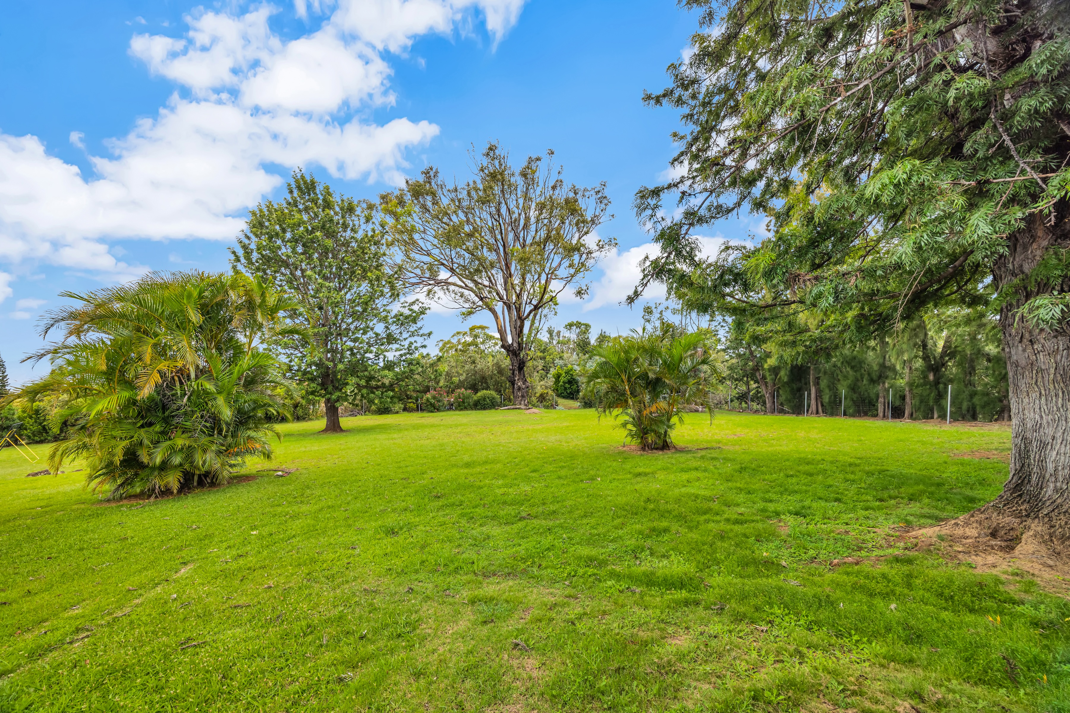  Views stretching  to the West Maui Mountains, ocean, and Haleakala - 物件實景