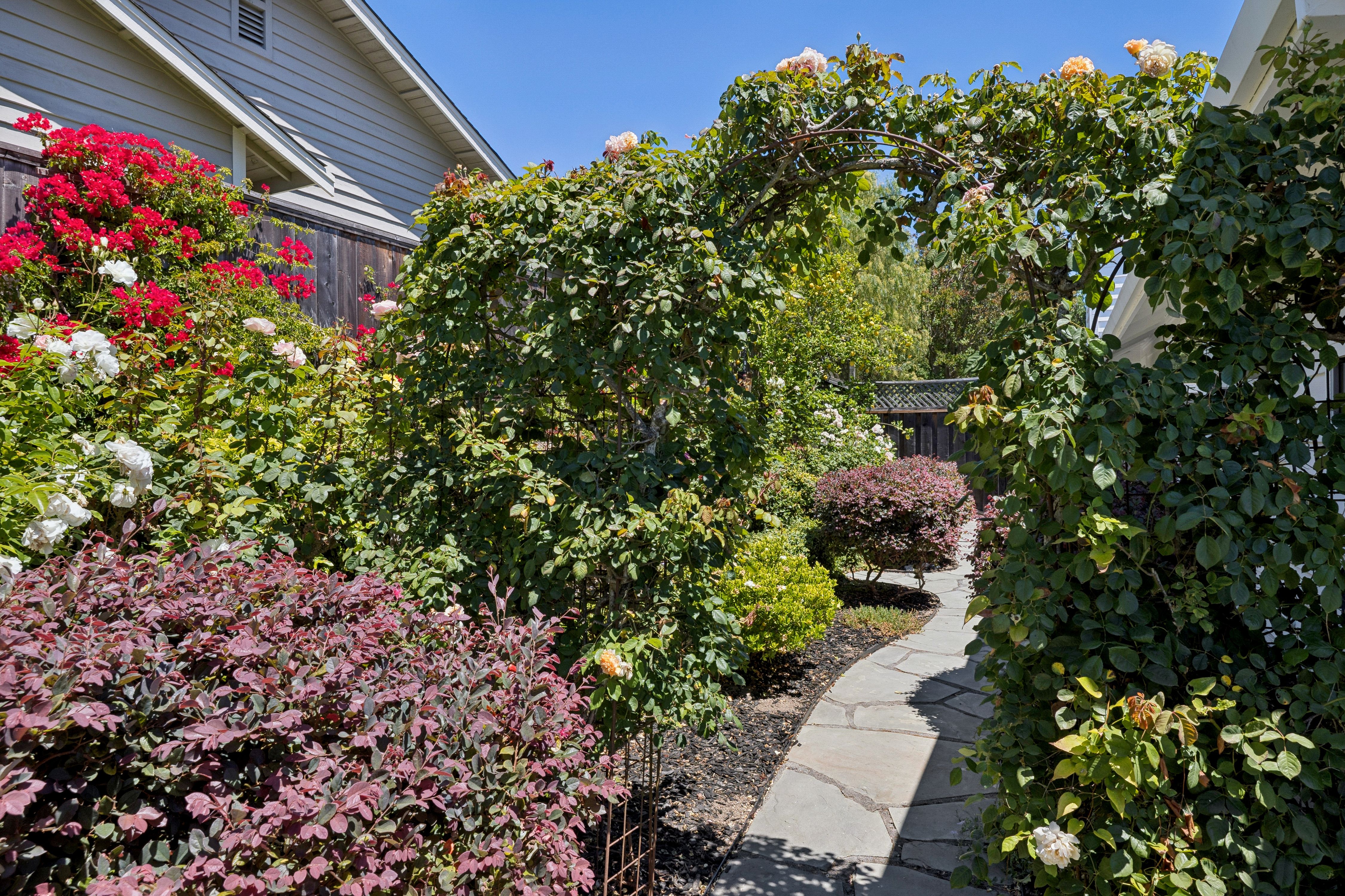  Lovely Single Level on Private Cul-de-Sac in Partridge Knolls - 物件實景