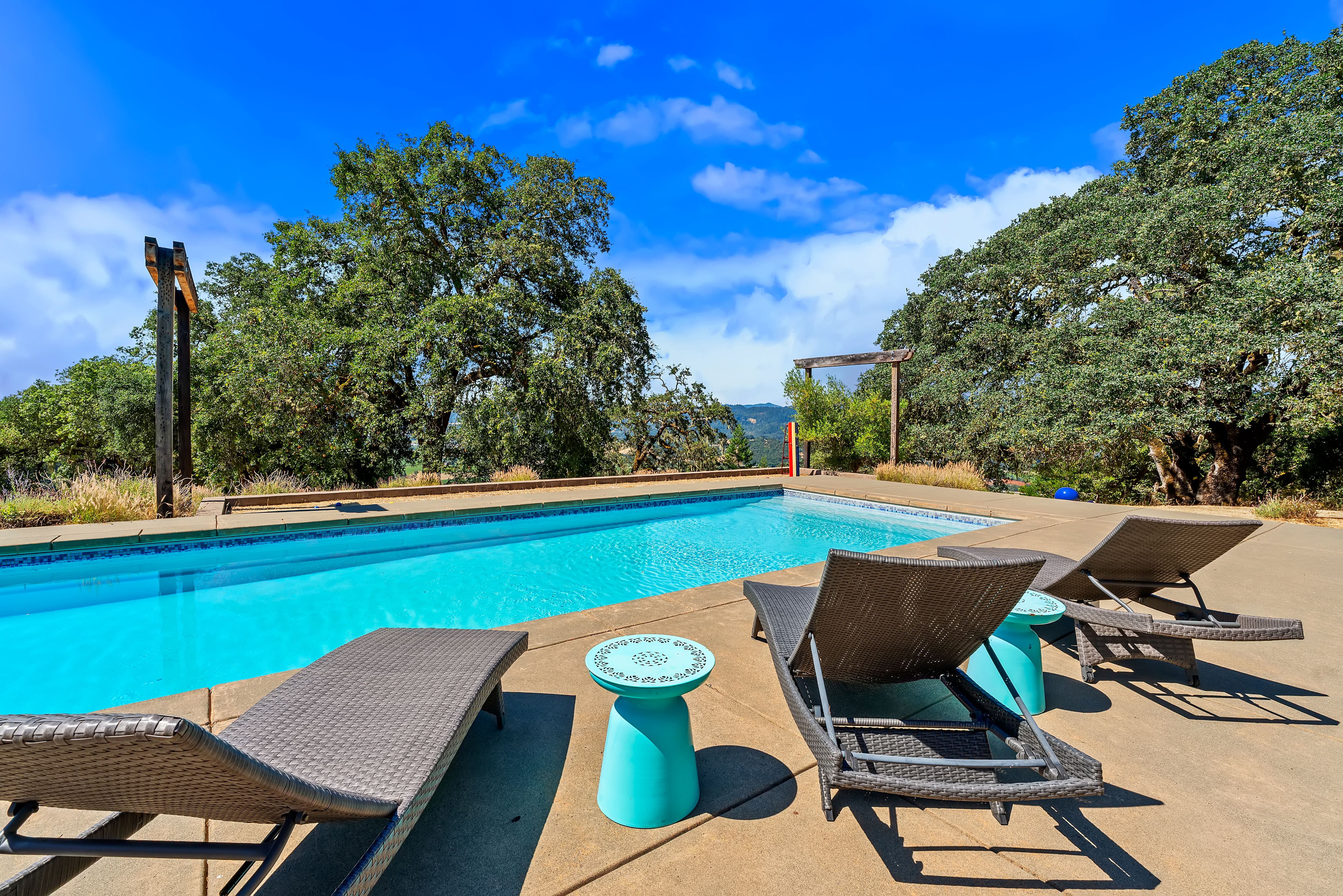  Exceptional Estate Perched On Over 11± Private Acres - 物件實景