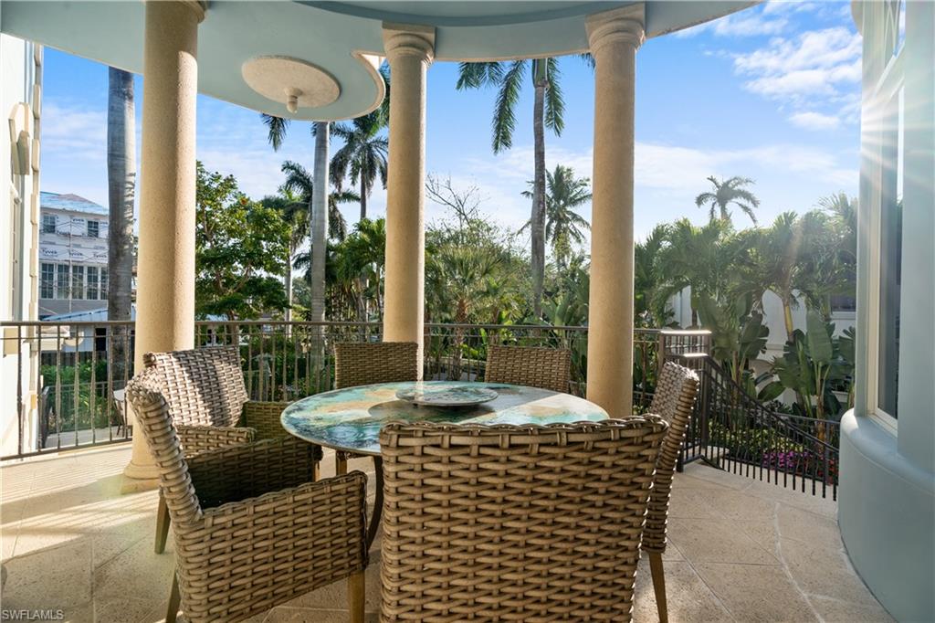 40 5th Ave S, Naples, Florida, 34102, United States, 5 Bedrooms Bedrooms, ,7 BathroomsBathrooms,Residential,For Sale,40 5th Ave S,1482244