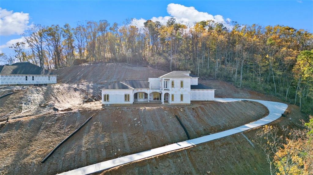 Clarkesville, Georgia, 30523, United States, 4 Bedrooms Bedrooms, ,5 BathroomsBathrooms,Residential,For Sale,1937902
