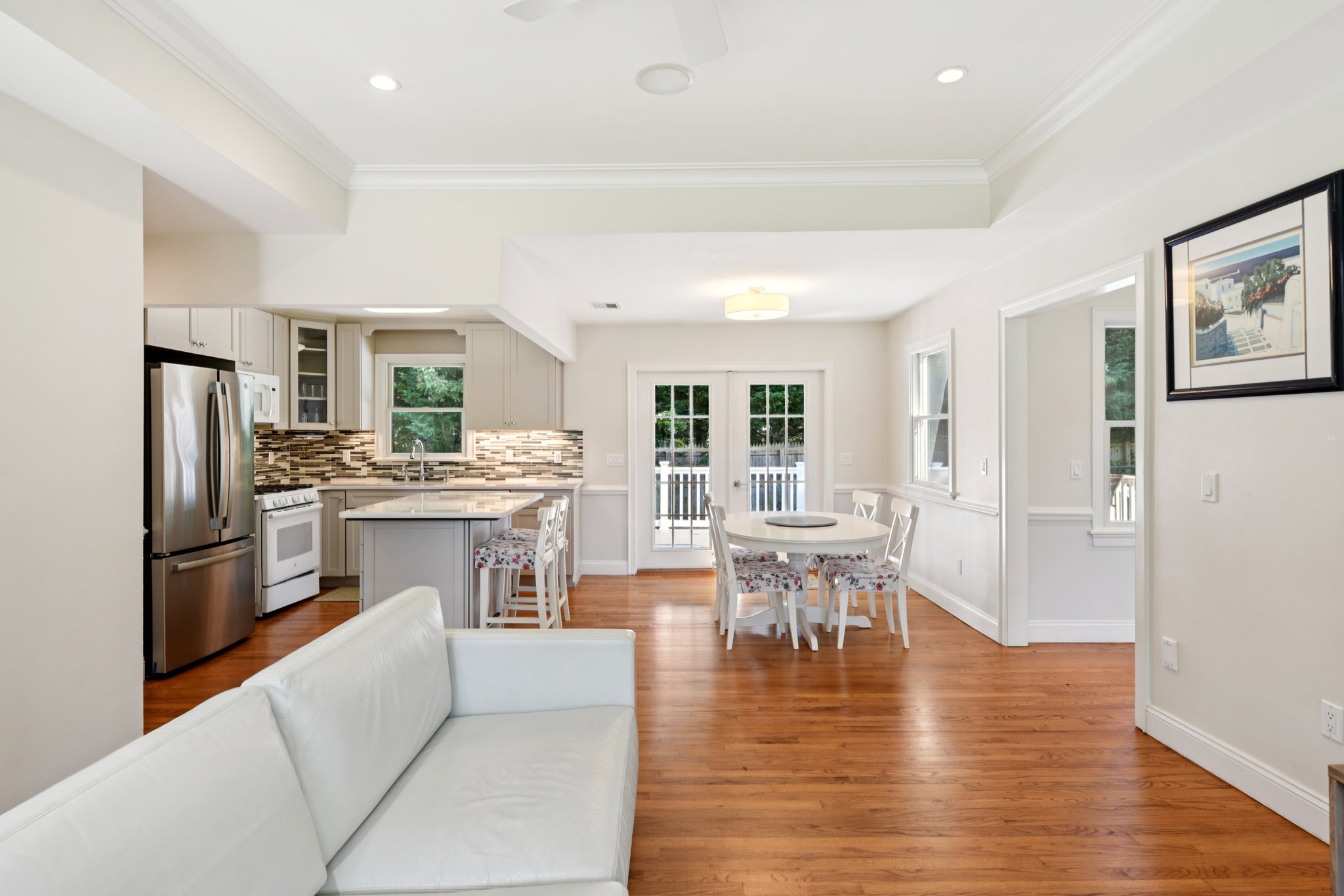 Hampton Bays, New York, 11946, United States, 5 Bedrooms Bedrooms, ,4 BathroomsBathrooms,Residential,For Sale,1870201