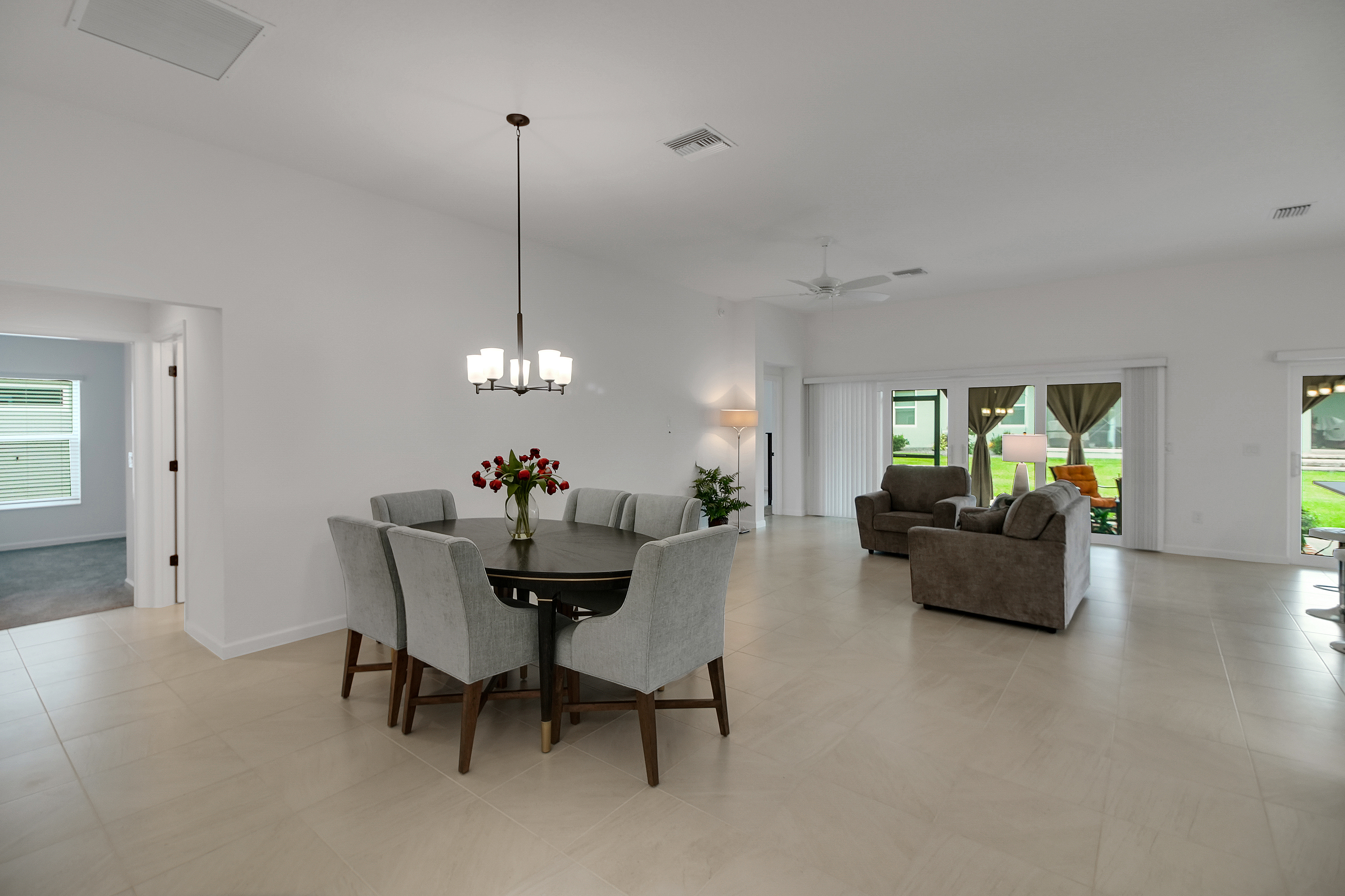 The Villages, Florida, 34762, United States, 3 Bedrooms Bedrooms, ,3 BathroomsBathrooms,Residential,For Sale,1888695