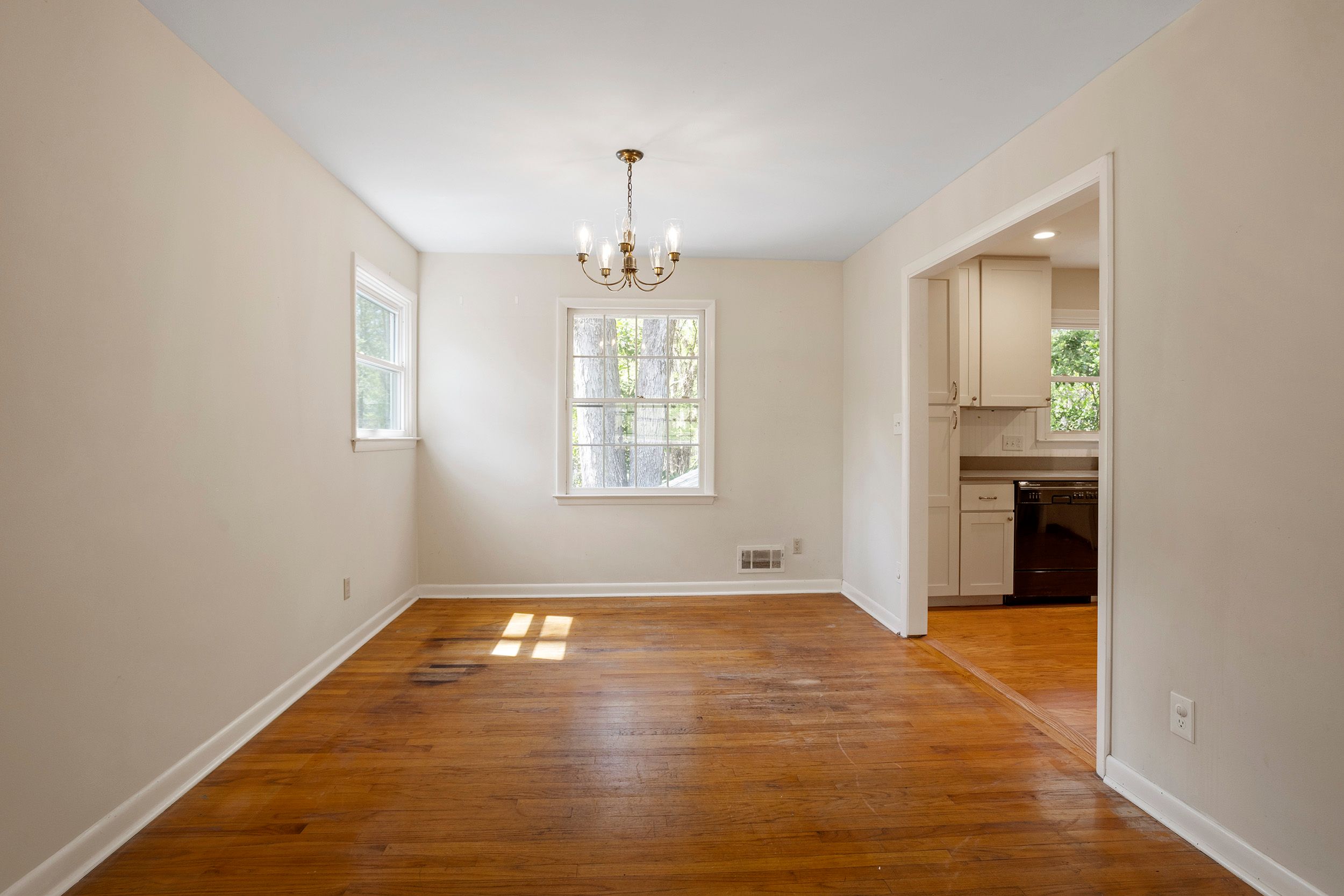  4005 Balsam Drive, Raleigh, NC, 27612 - 物件實景