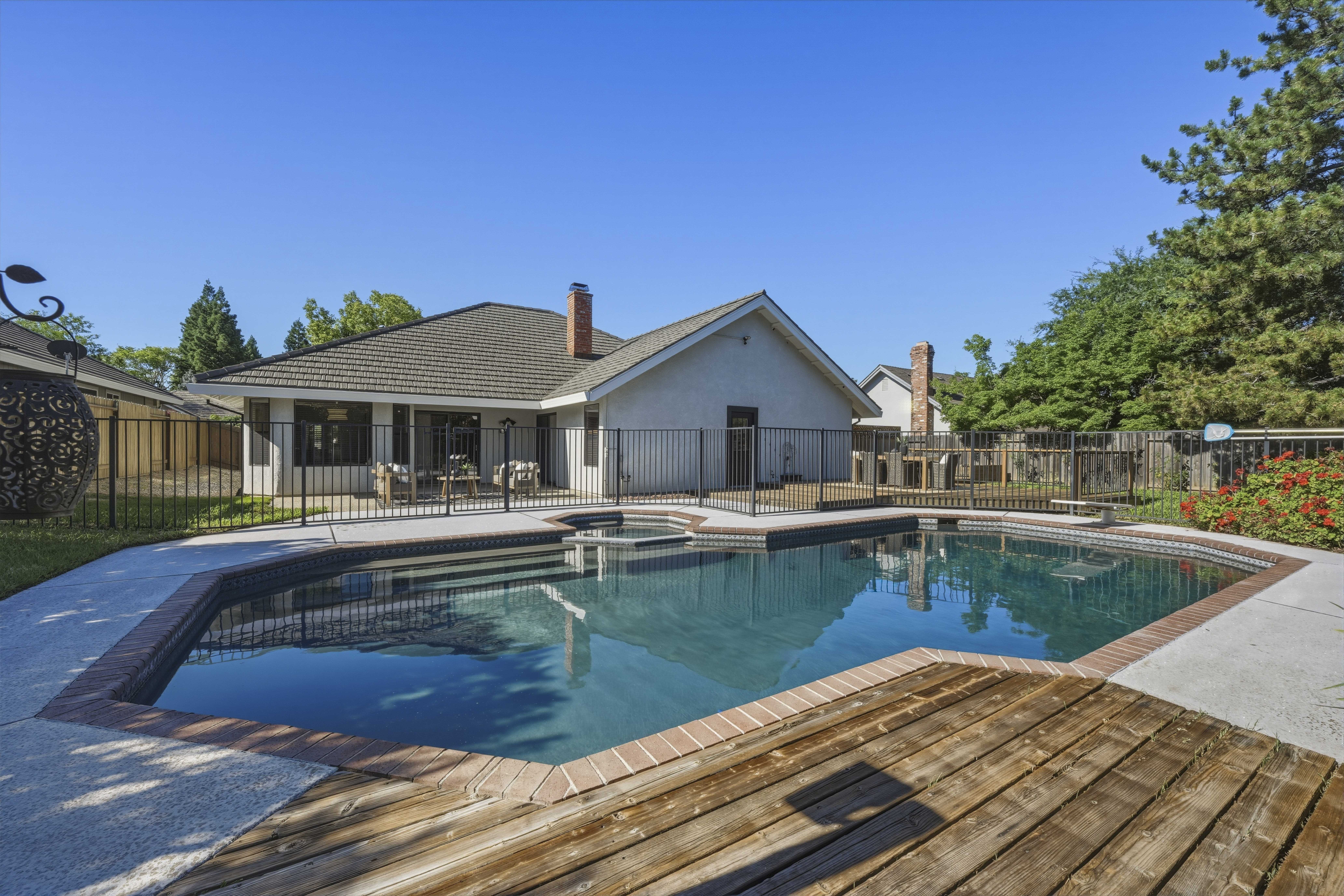  1812 Summerhill Drive, Roseville, CA 95661 - 物件實景