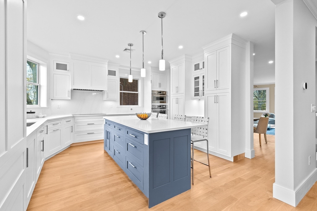 Brookline, Massachusetts, 02445, United States, 5 Bedrooms Bedrooms, ,4 BathroomsBathrooms,Residential,For Sale,1994664