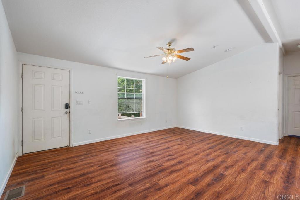 El Cajon, California, 92019, United States, 3 Bedrooms Bedrooms, ,2 BathroomsBathrooms,Residential,For Sale,1829527