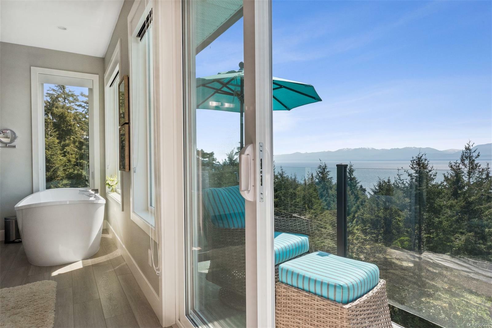SOOKE, British Columbia, V9Z 1L8, CA, 5 Bedrooms Bedrooms, ,Residential,For Sale,1876018
