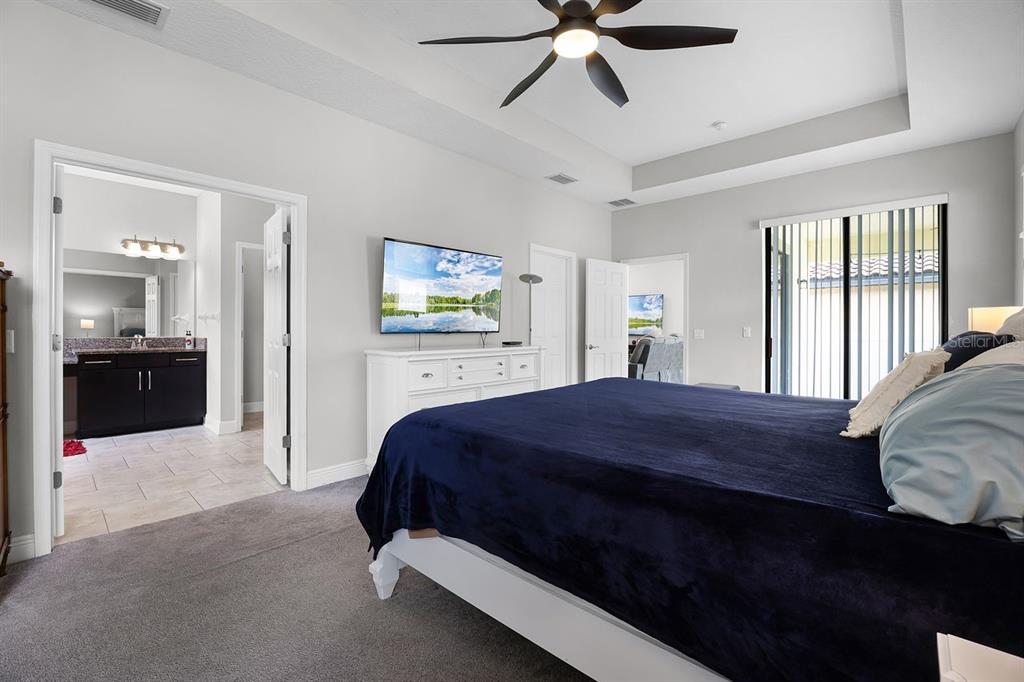 Lakeland, Florida, 33810, United States, 4 Bedrooms Bedrooms, ,3 BathroomsBathrooms,Residential,For Sale,1950901