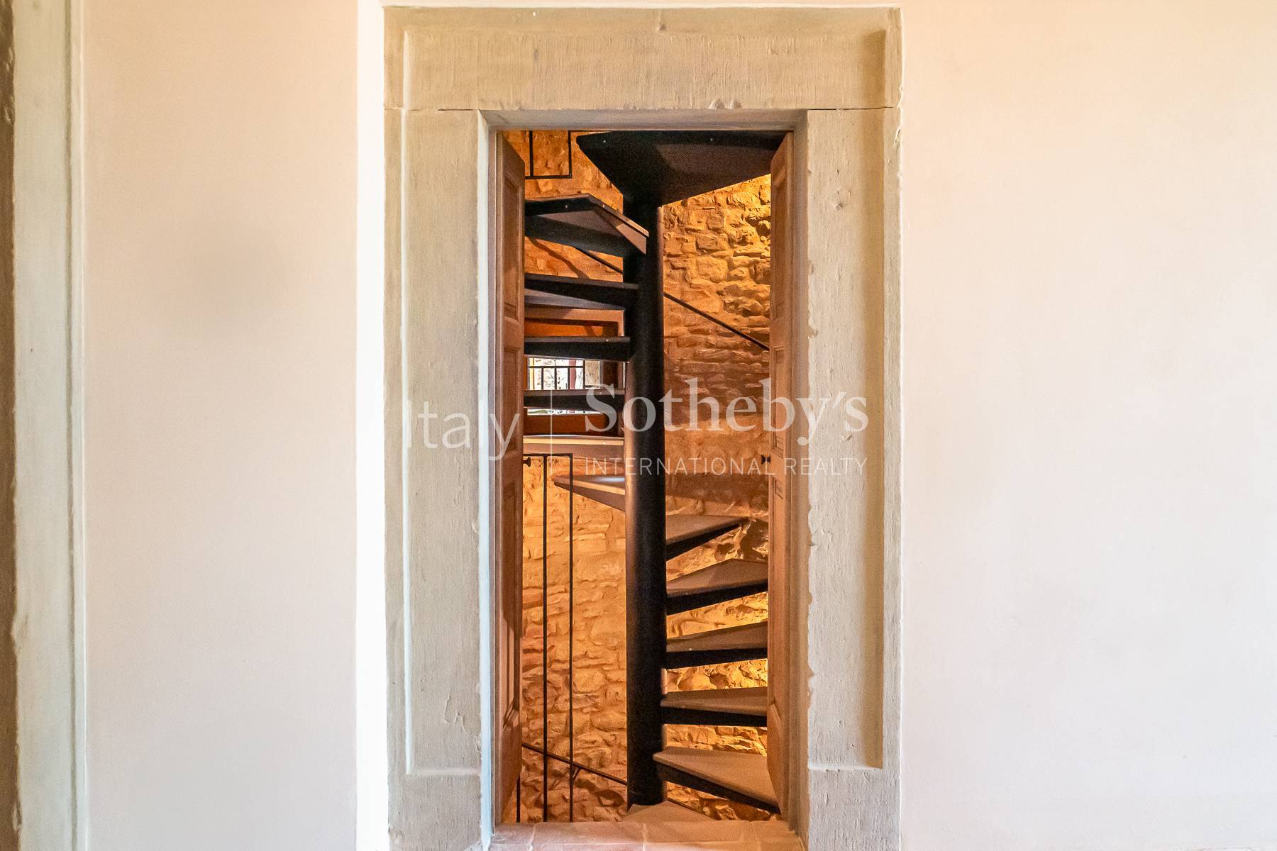  Meticulously Restored Historic Residence with Swimming Pool - 物件實景