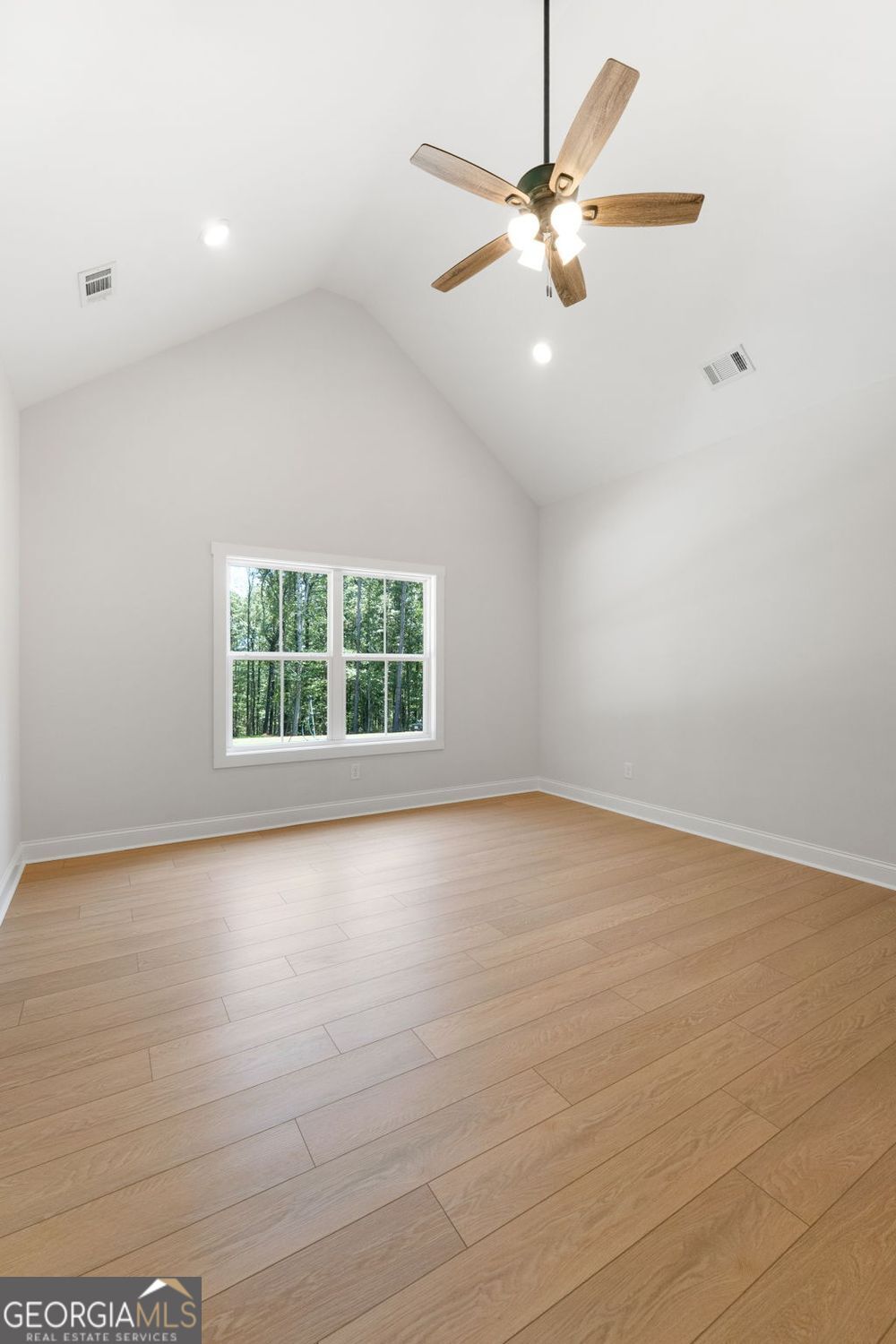 Forsyth, Georgia, 31029, United States, 4 Bedrooms Bedrooms, ,3 BathroomsBathrooms,Residential,For Sale,1922681