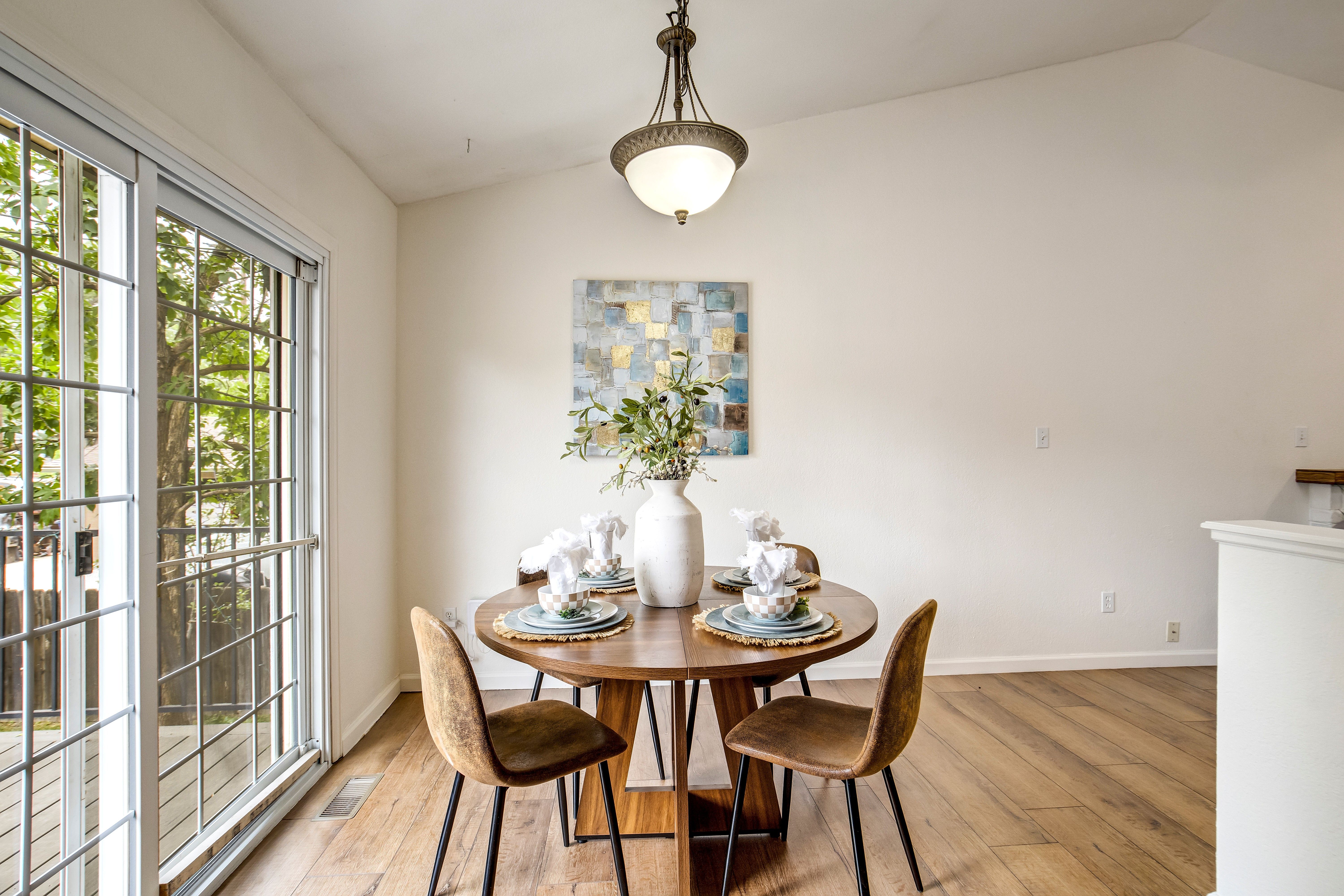  Unique Property in the Unbeatable Location in the Heart of Patty Jewett - 物件實景