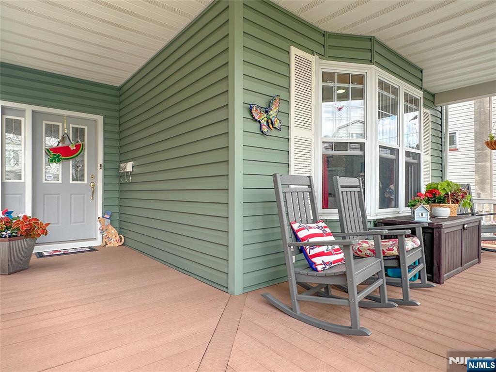 Kearny, New Jersey, 07032, United States, 4 Bedrooms Bedrooms, ,2 BathroomsBathrooms,Residential,For Sale,1980057