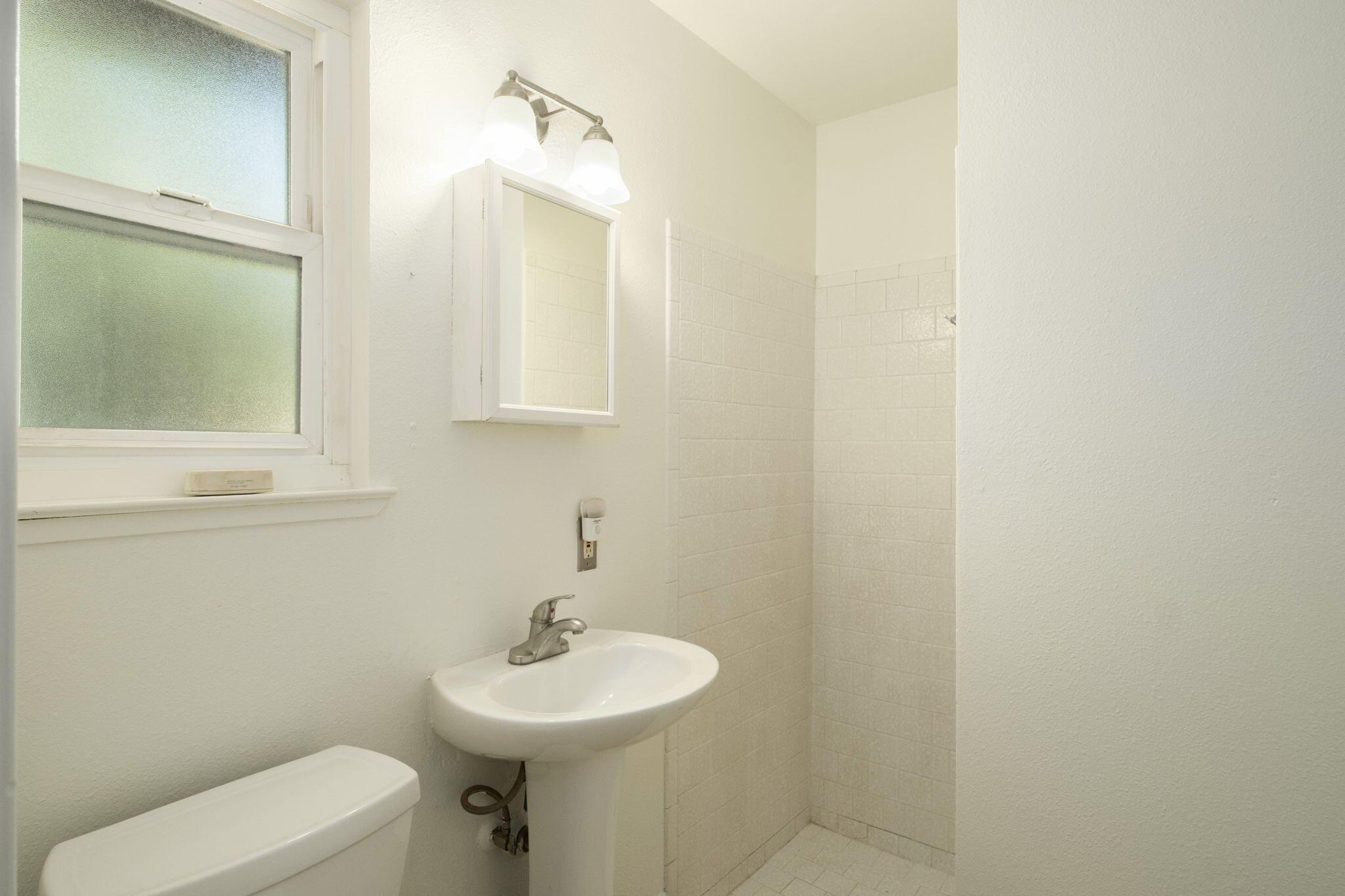 Madera, California, 93636, United States, 4 Bedrooms Bedrooms, ,3 BathroomsBathrooms,Residential,For Sale,1981366