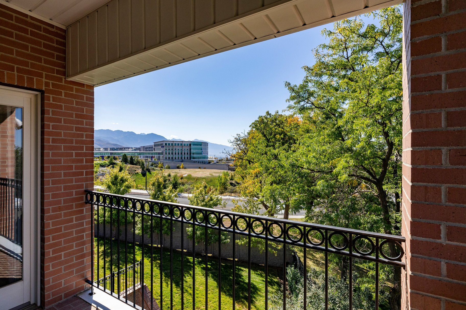  Timeless Architecture. Exceptional Living. An Extraordinary Location. - 物件實景