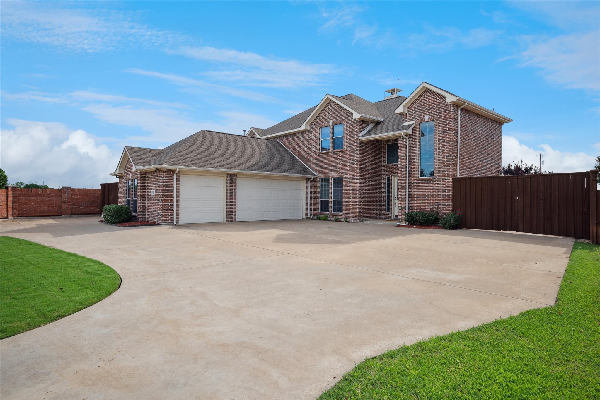 Coppell, Texas, 75019, United States, 4 Bedrooms Bedrooms, ,3 BathroomsBathrooms,Residential,For Sale,1846877