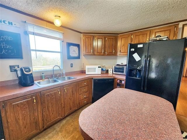 Cookson, Oklahoma, 74427, United States, 3 Bedrooms Bedrooms, ,2 BathroomsBathrooms,Residential,For Sale,2005296