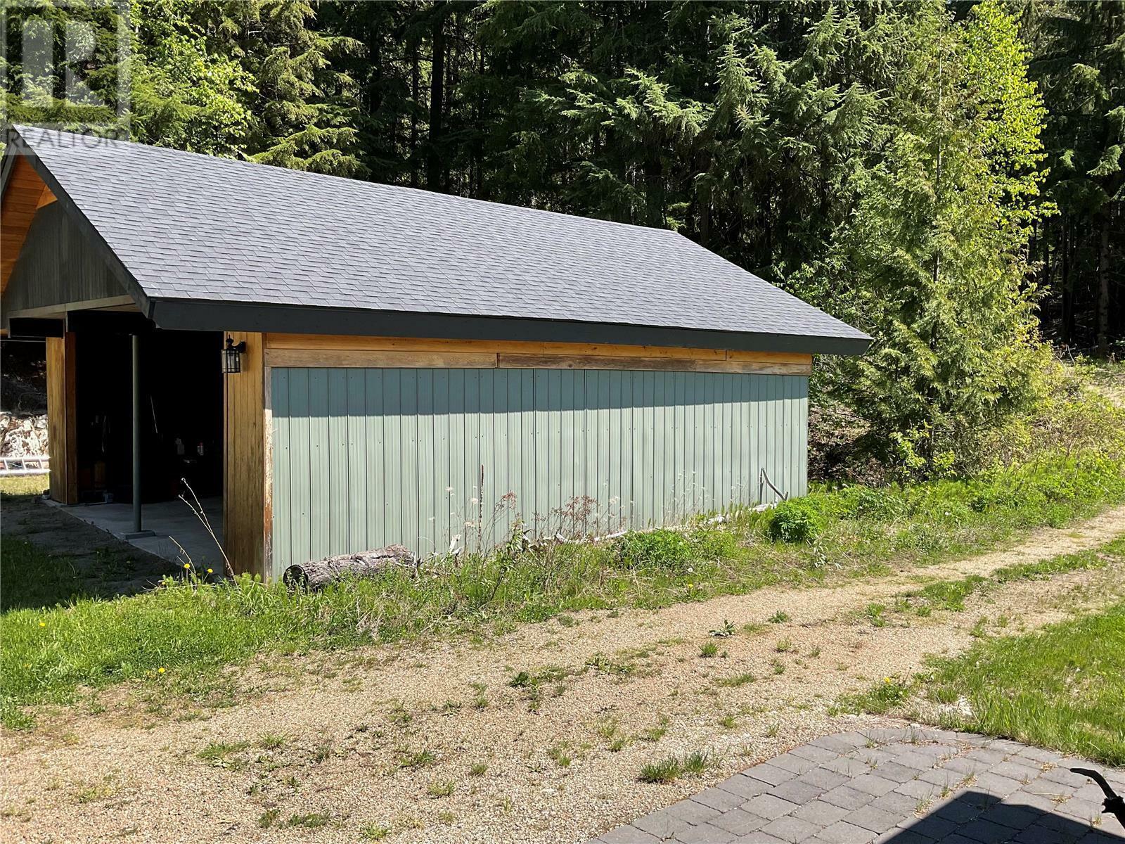 BURTON, British Columbia, V0G 1E0, CA, 4 Bedrooms Bedrooms, ,3 BathroomsBathrooms,Residential,For Sale,1836821