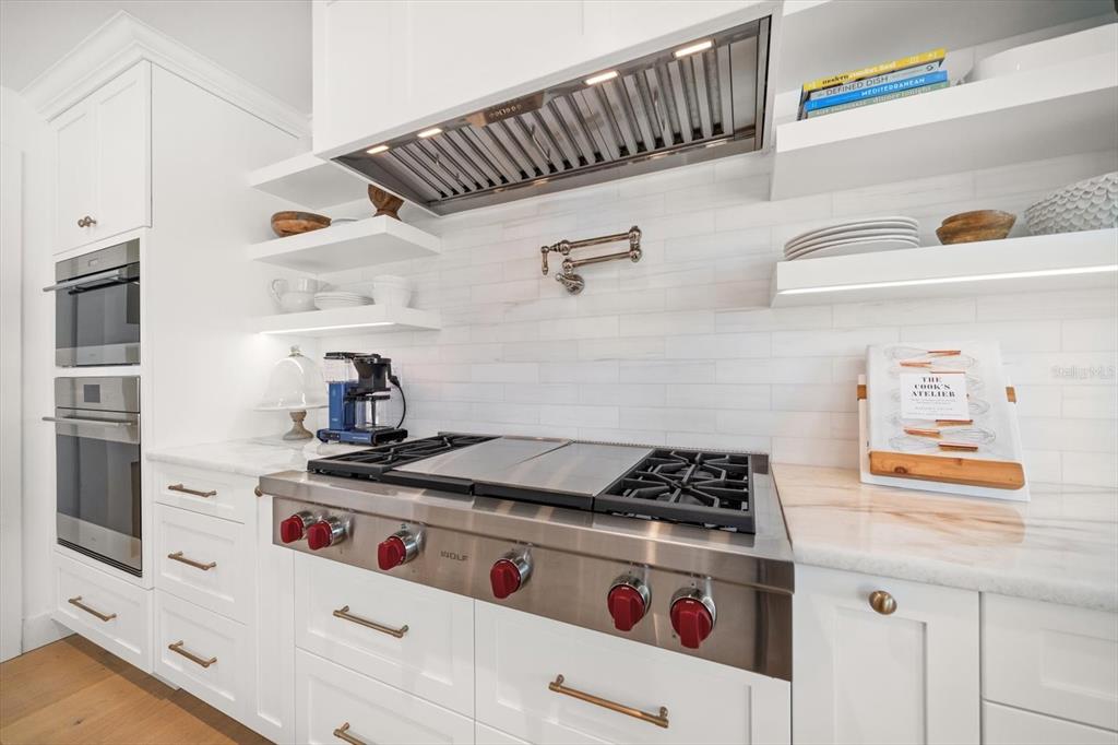 Largo, Florida, 33770, United States, 3 Bedrooms Bedrooms, ,4 BathroomsBathrooms,Residential,For Sale,1989168