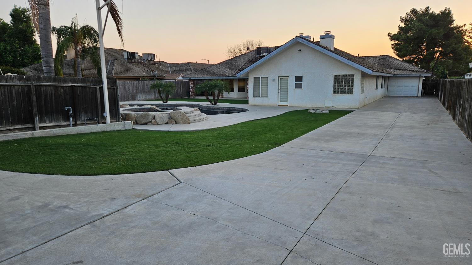 Bakersfield, California, 93312, United States, 4 Bedrooms Bedrooms, ,3 BathroomsBathrooms,Residential,For Sale,1940074