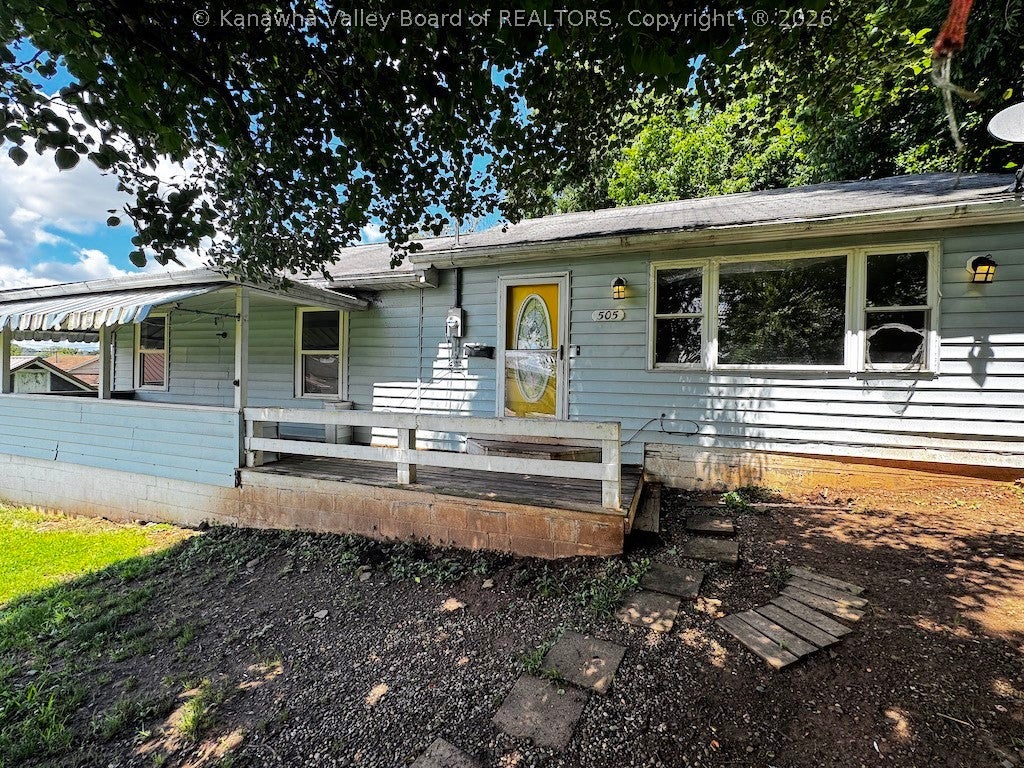 Walker St, Nitro, WV 25143 #1