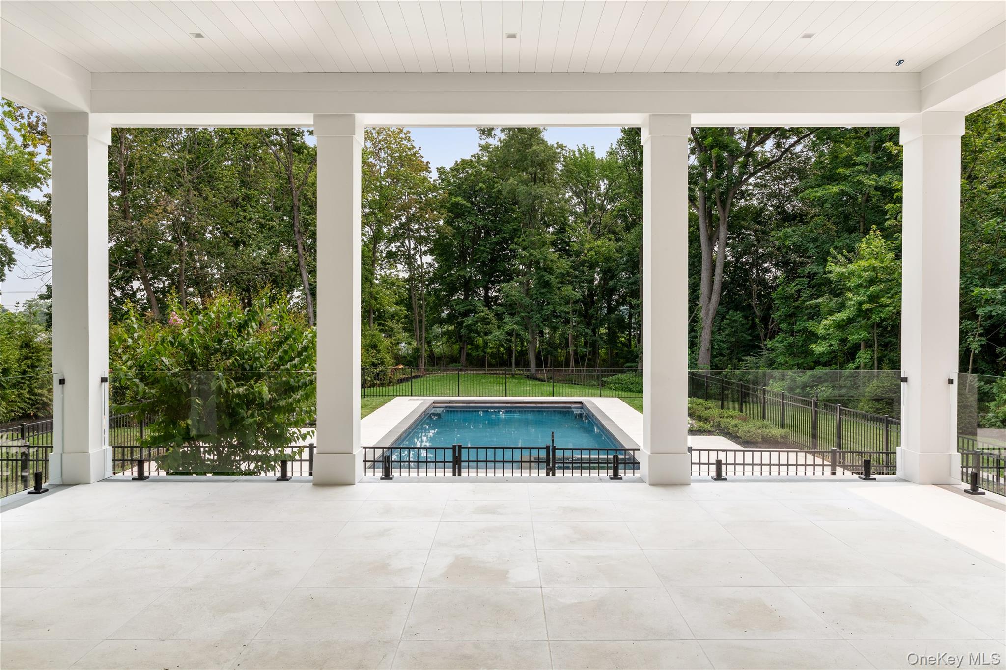  110 Dogwood Avenue, Roslyn Harbor, NY, 11576 - 物件實景