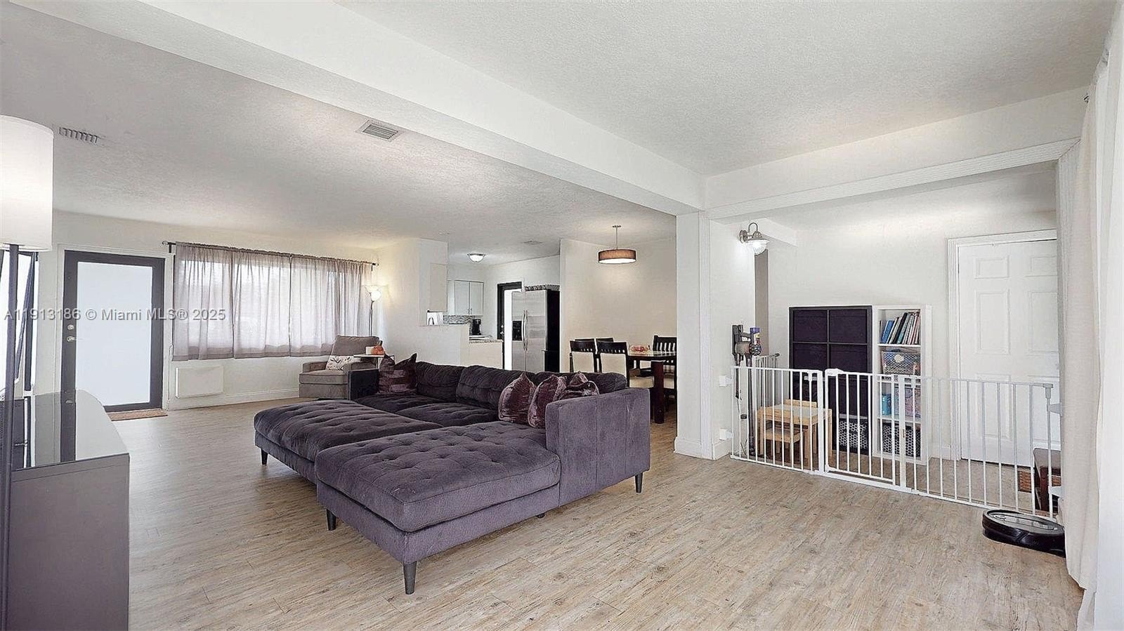 Fort Lauderdale, Florida, 33312, United States, 3 Bedrooms Bedrooms, ,2 BathroomsBathrooms,Residential,For Sale,1996481