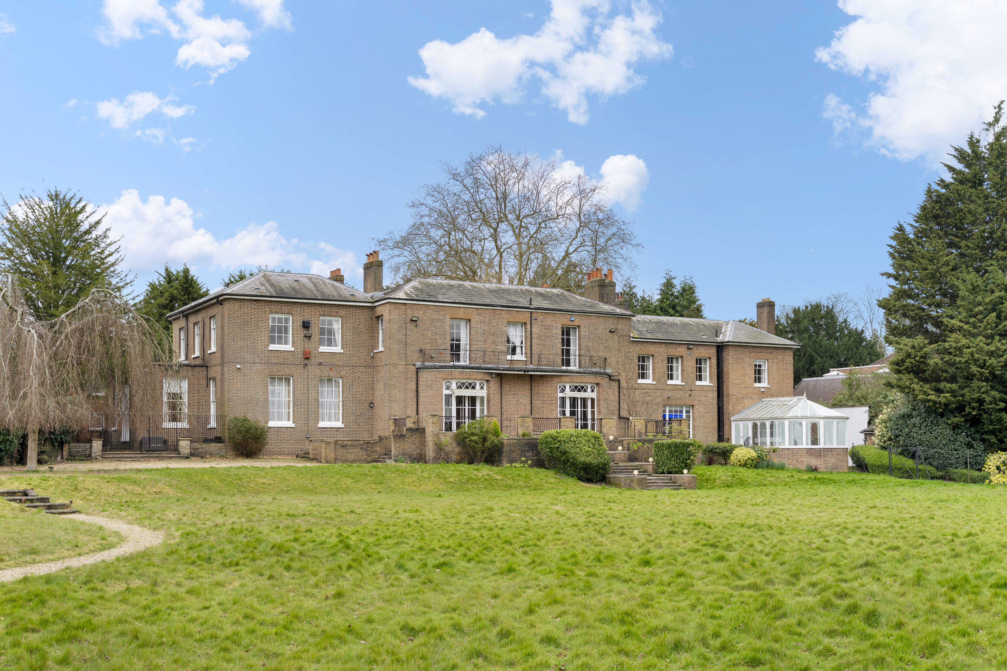  Late Georgian house with sweeping grounds in the heart of Monken Hadley - 物件實景