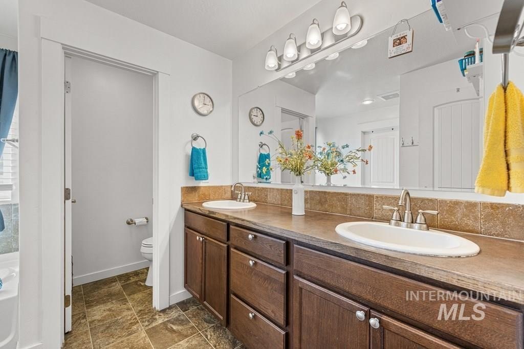 Council, Idaho, 83612, United States, 3 Bedrooms Bedrooms, ,2 BathroomsBathrooms,Residential,For Sale,1928022