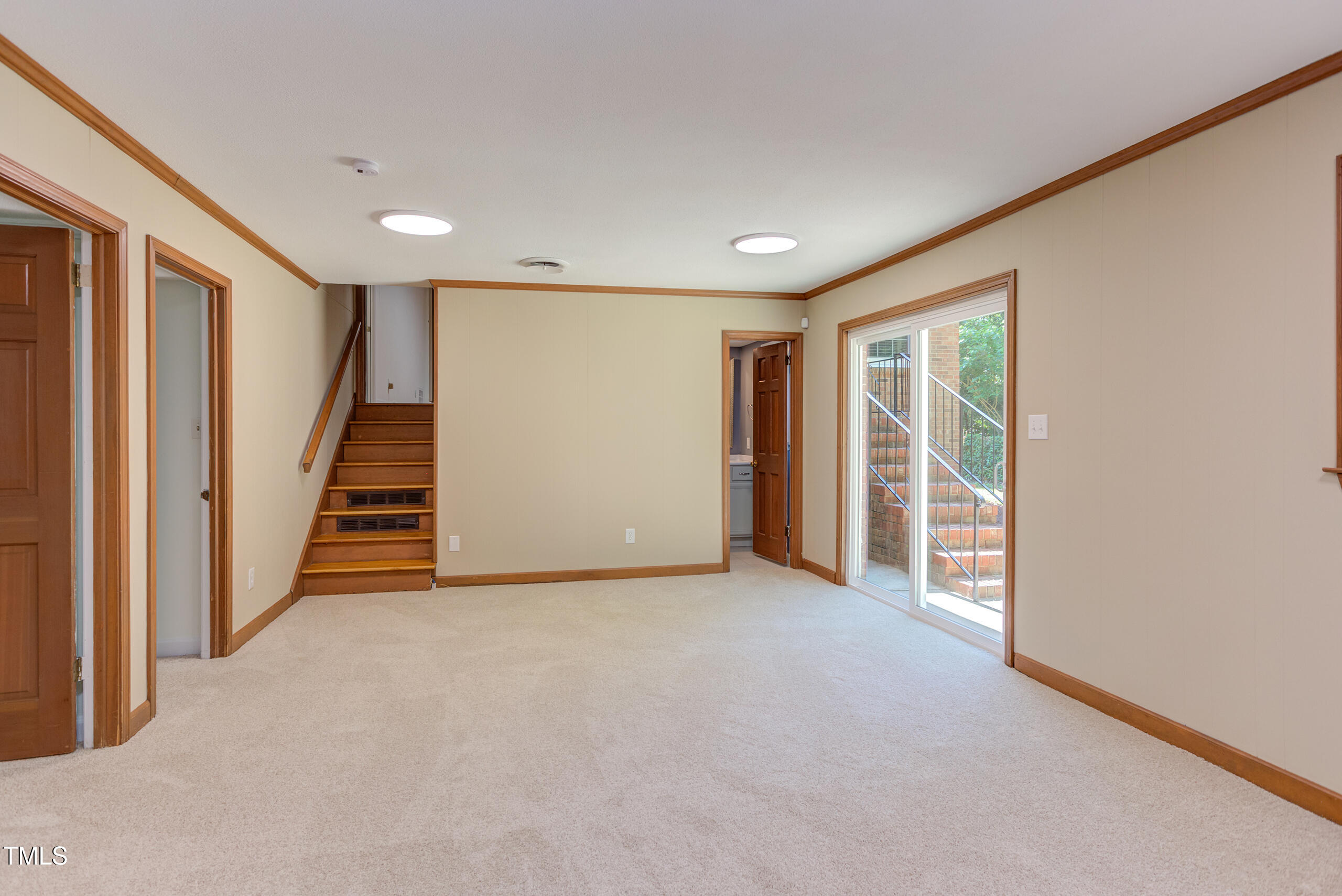 Raleigh, North Carolina, 27612, United States, 6 Bedrooms Bedrooms, ,4 BathroomsBathrooms,Residential,For Sale,1793984