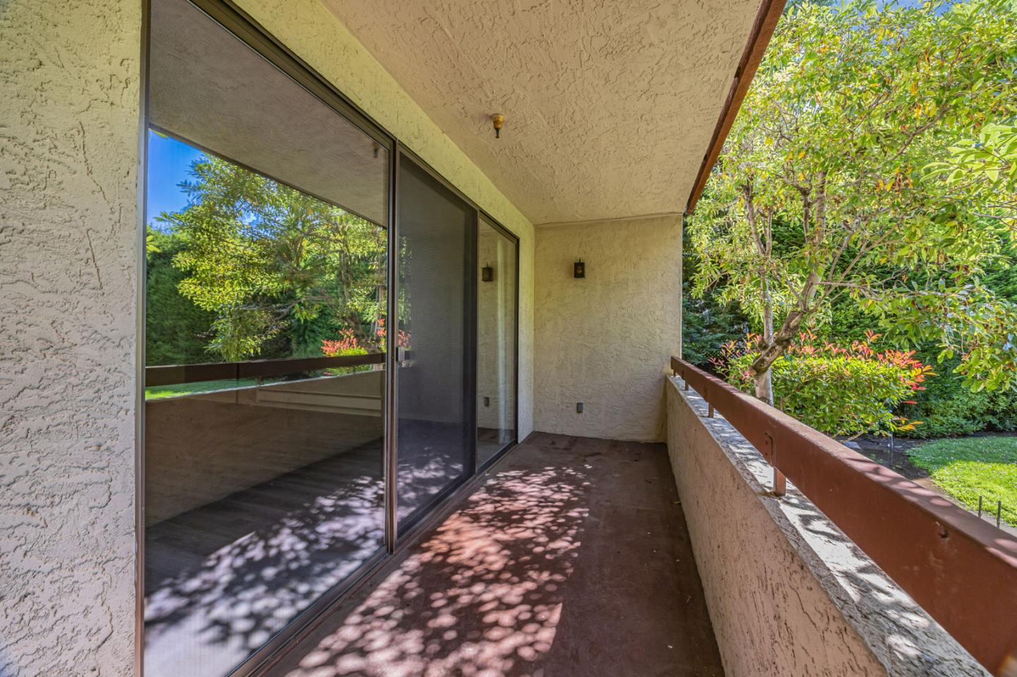 San Mateo, California, 94401, United States, 3 Bedrooms Bedrooms, ,2 BathroomsBathrooms,Residential,For Sale,1885391