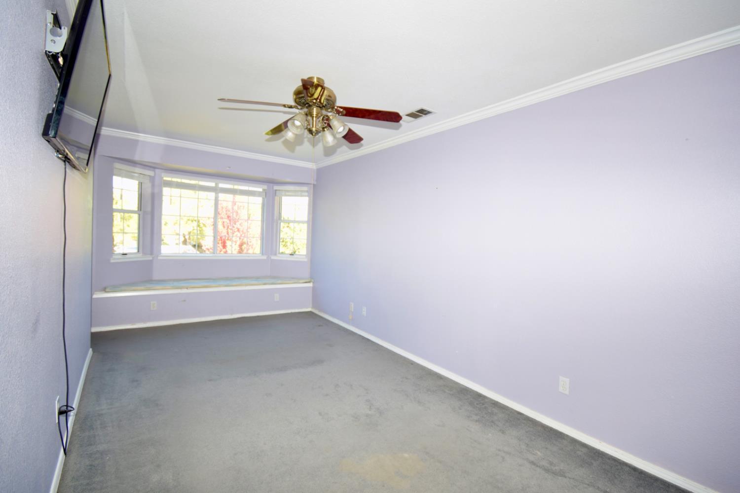 Oakhurst, California, 93644, United States, 4 Bedrooms Bedrooms, ,3 BathroomsBathrooms,Residential,For Sale,1984203