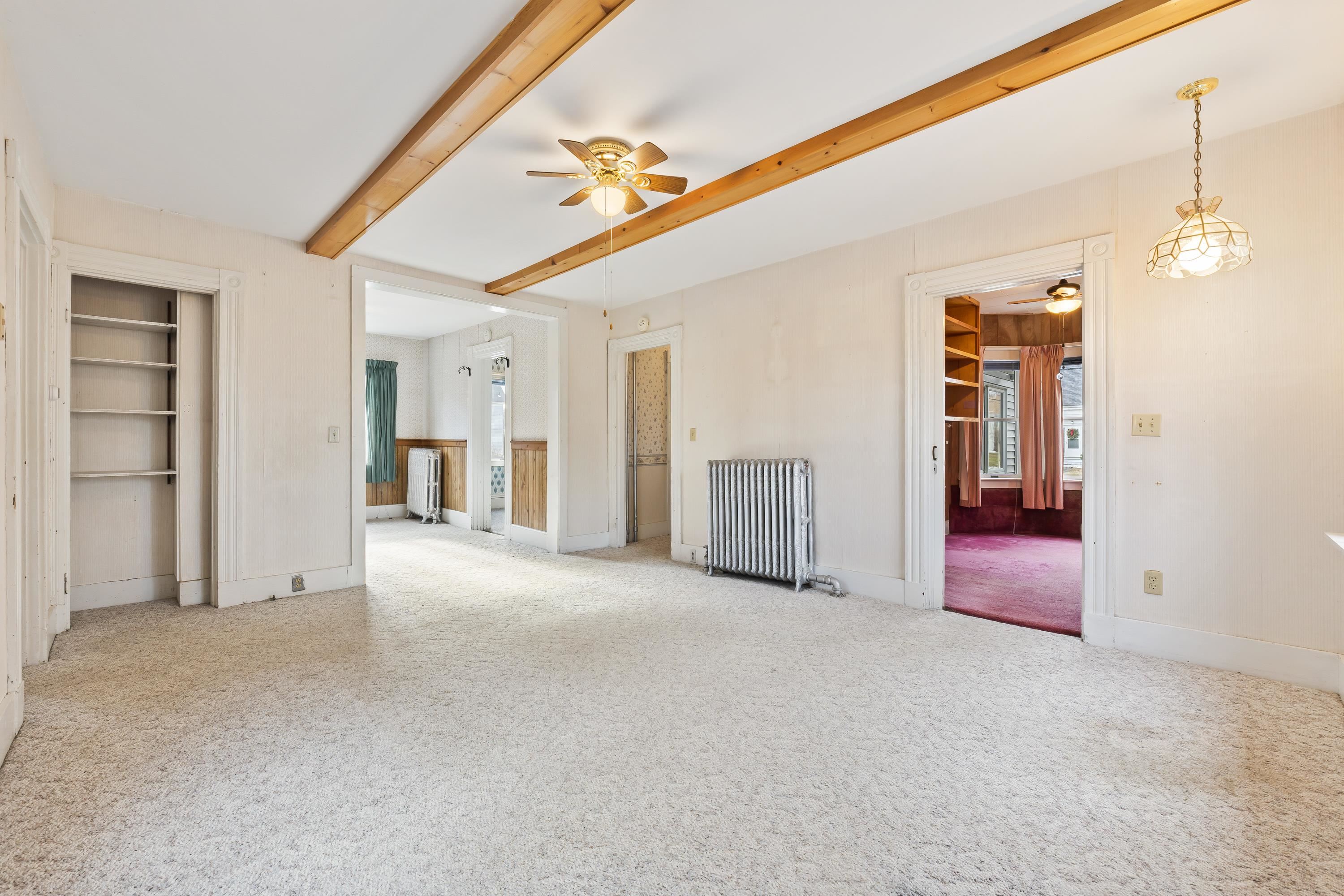 Kittery, Maine, 03904, United States, 5 Bedrooms Bedrooms, ,2 BathroomsBathrooms,Residential,For Sale,1924393