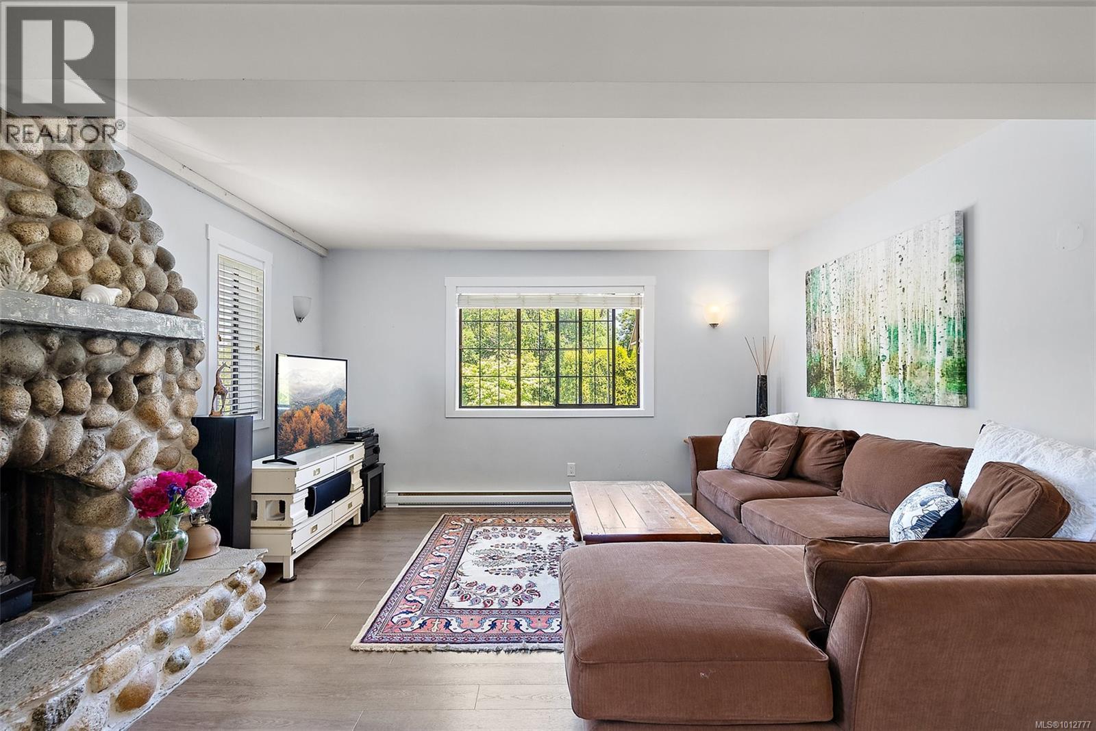 VIEW ROYAL, British Columbia, V9B 6N7, CA, 5 Bedrooms Bedrooms, ,3 BathroomsBathrooms,Residential,For Sale,1951757