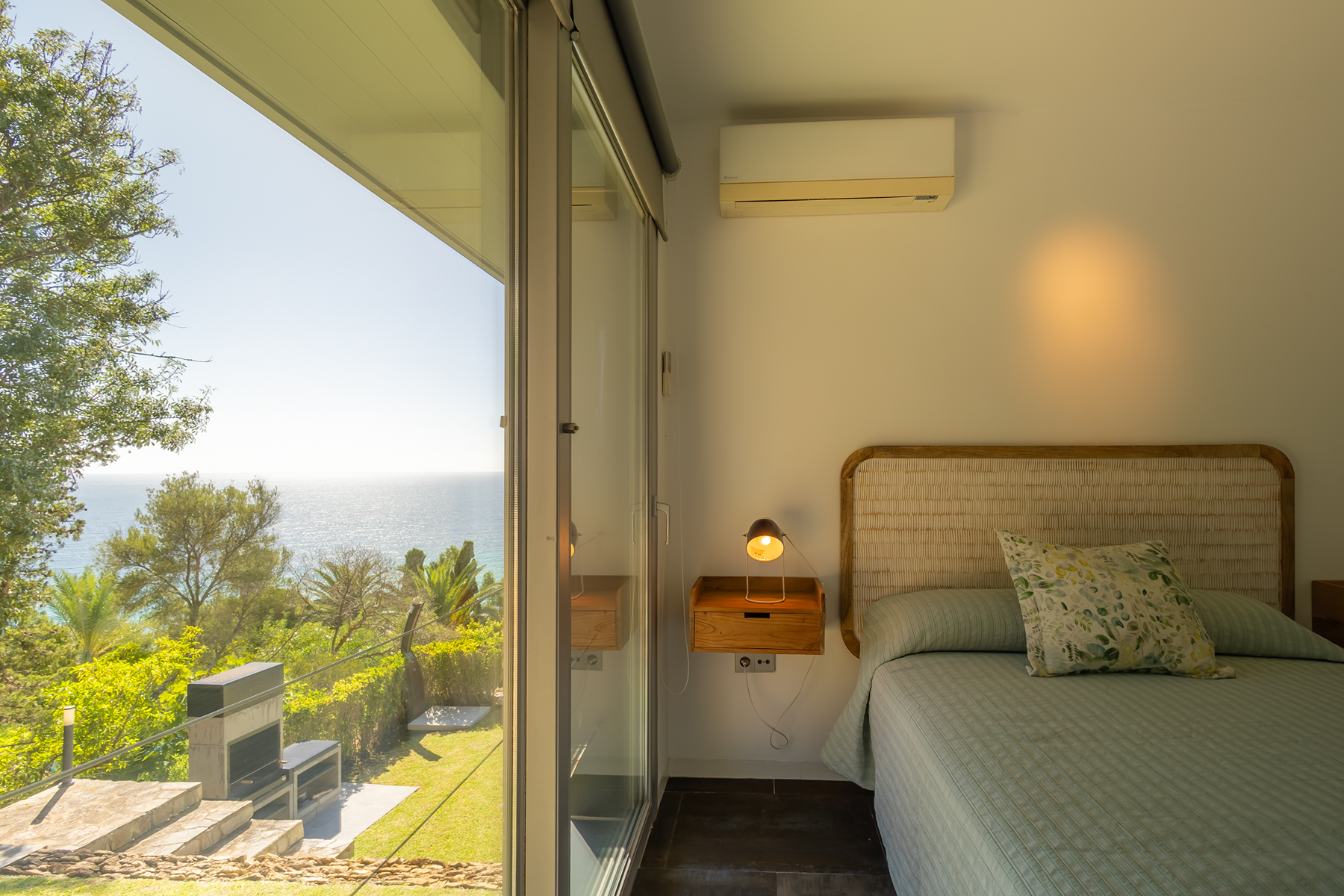  Contemporary beachfront residence in Atlanterra - 物件實景