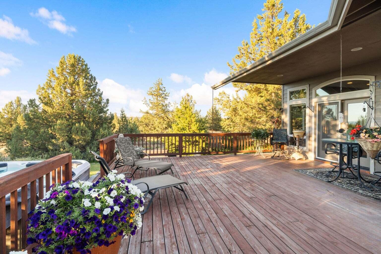 Powell Butte, Oregon, 97753, United States, 3 Bedrooms Bedrooms, ,4 BathroomsBathrooms,Residential,For Sale,1818290