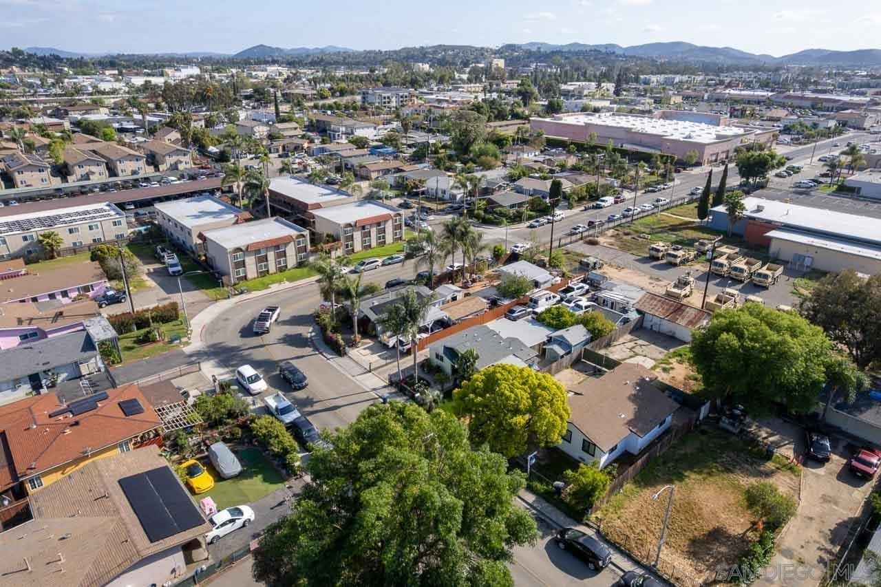 Escondido, California, 92025, United States, 3 Bedrooms Bedrooms, ,2 BathroomsBathrooms,Residential,For Sale,1794262