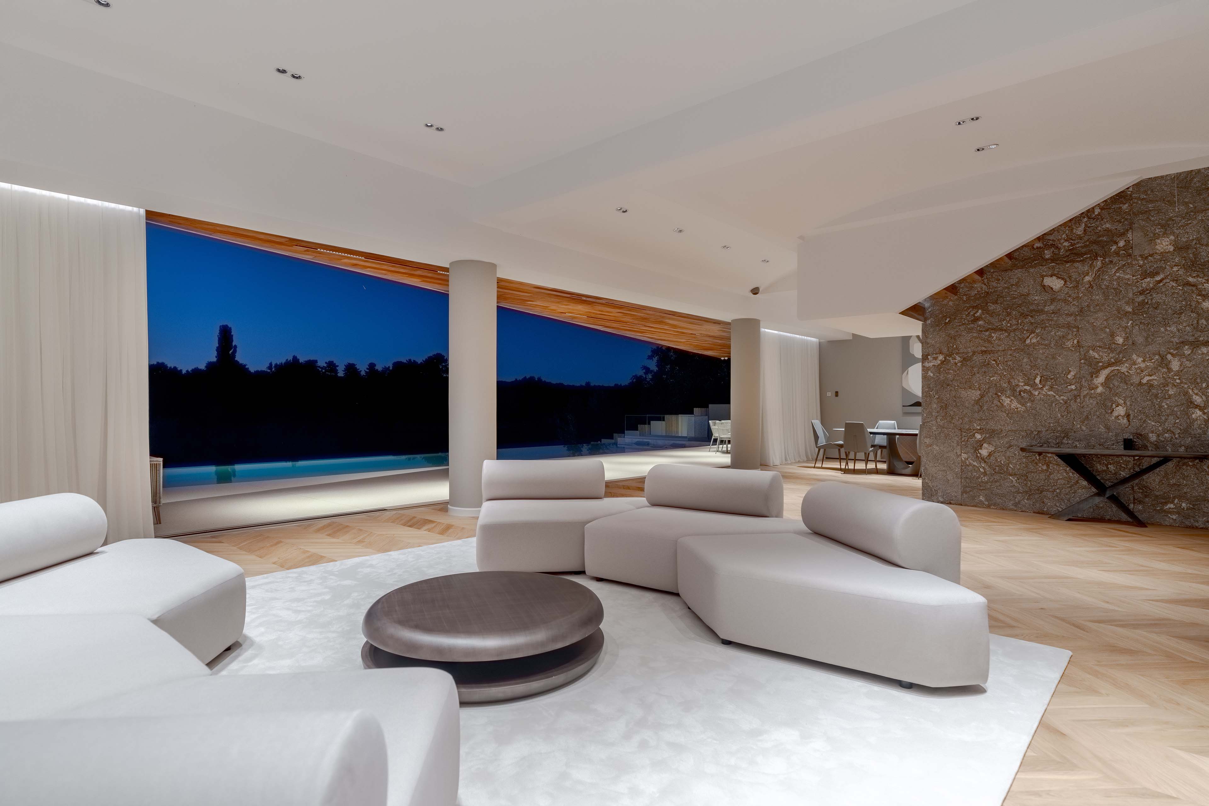  Unique Lakeside Villa on Snagov Lake, Romania - 物件實景