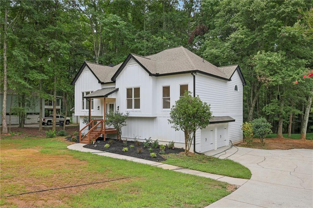 Alpharetta, Georgia, 30004, United States, 4 Bedrooms Bedrooms, ,3 BathroomsBathrooms,Residential,For Sale,1900649