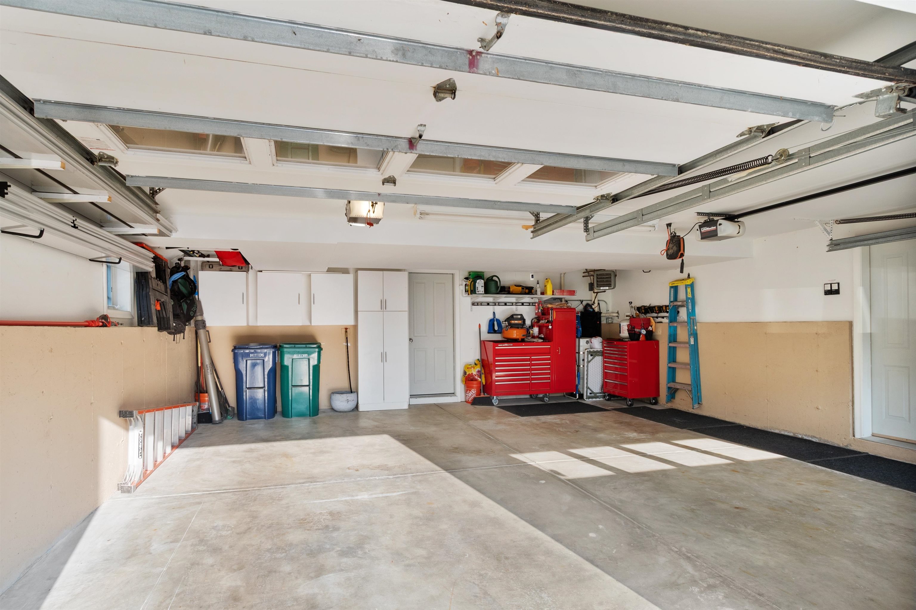 Hampton, New Hampshire, 03842, United States, 3 Bedrooms Bedrooms, ,1 BathroomBathrooms,Residential,For Sale,1846581